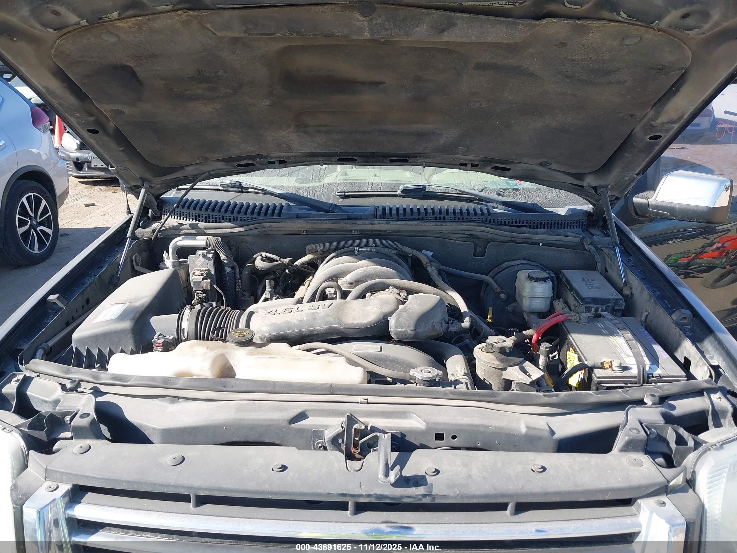 FORD EXPLORER image 10
