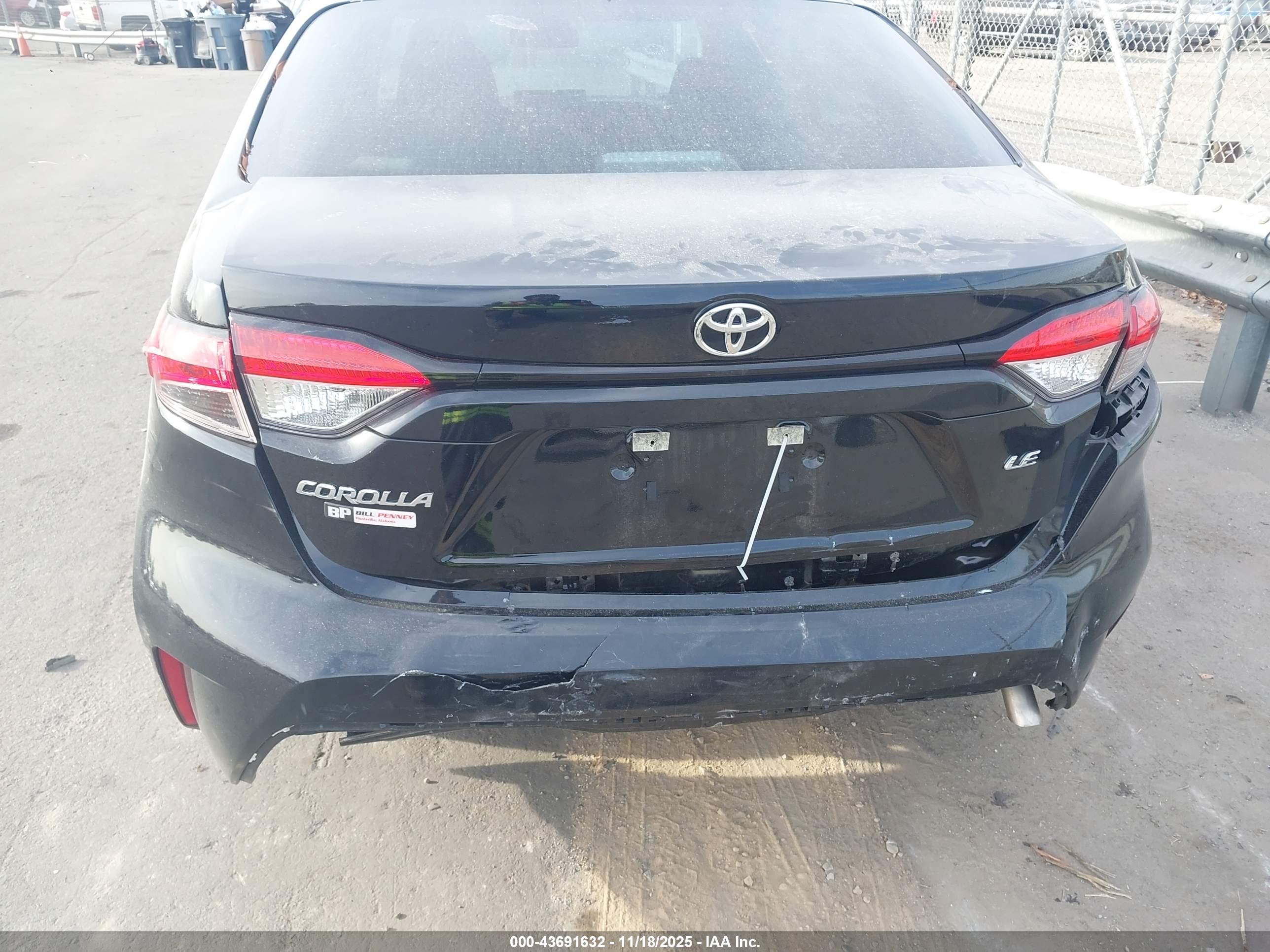 TOYOTA COROLLA image 6