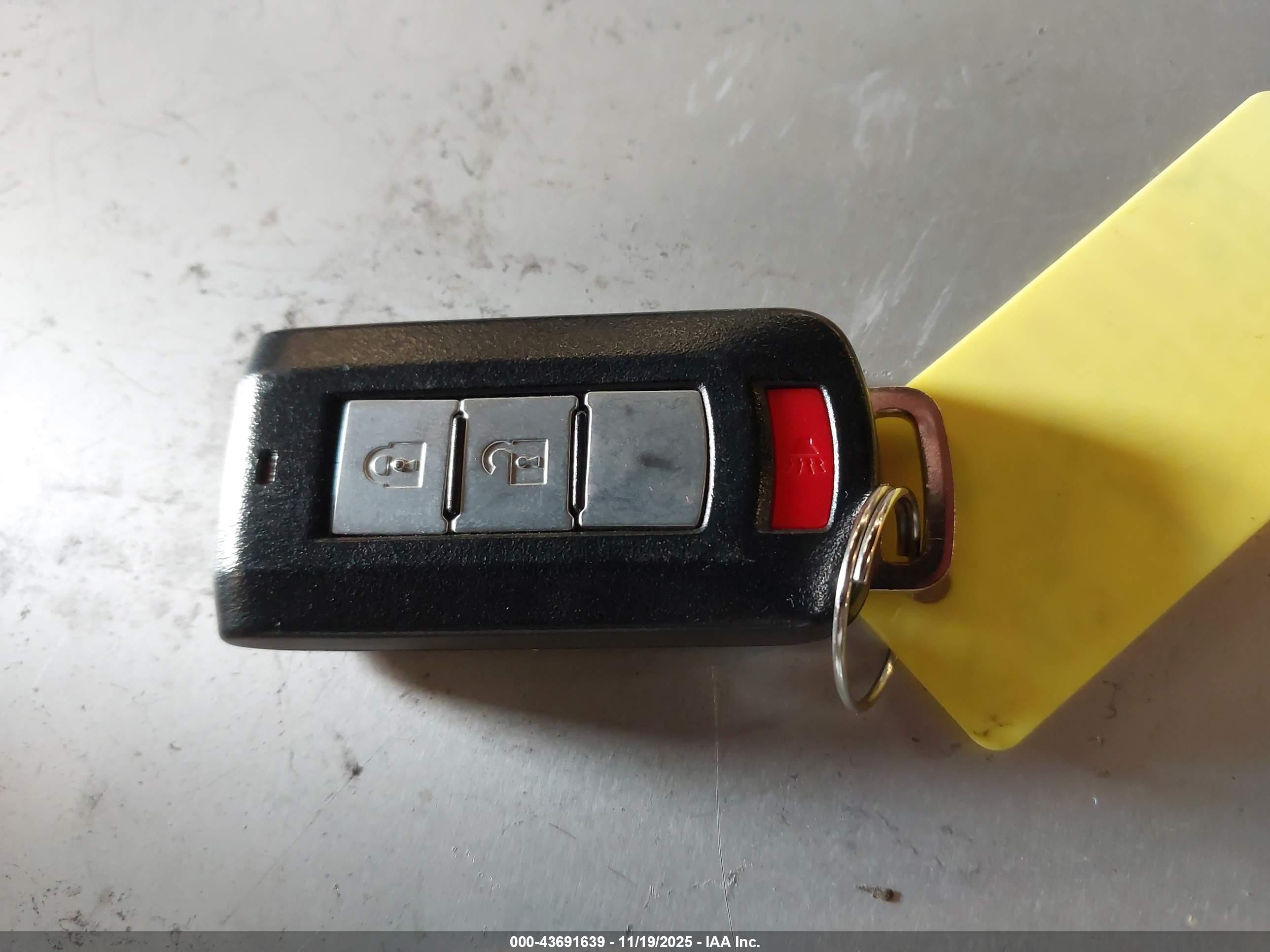 MITSUBISHI MIRAGE image 11