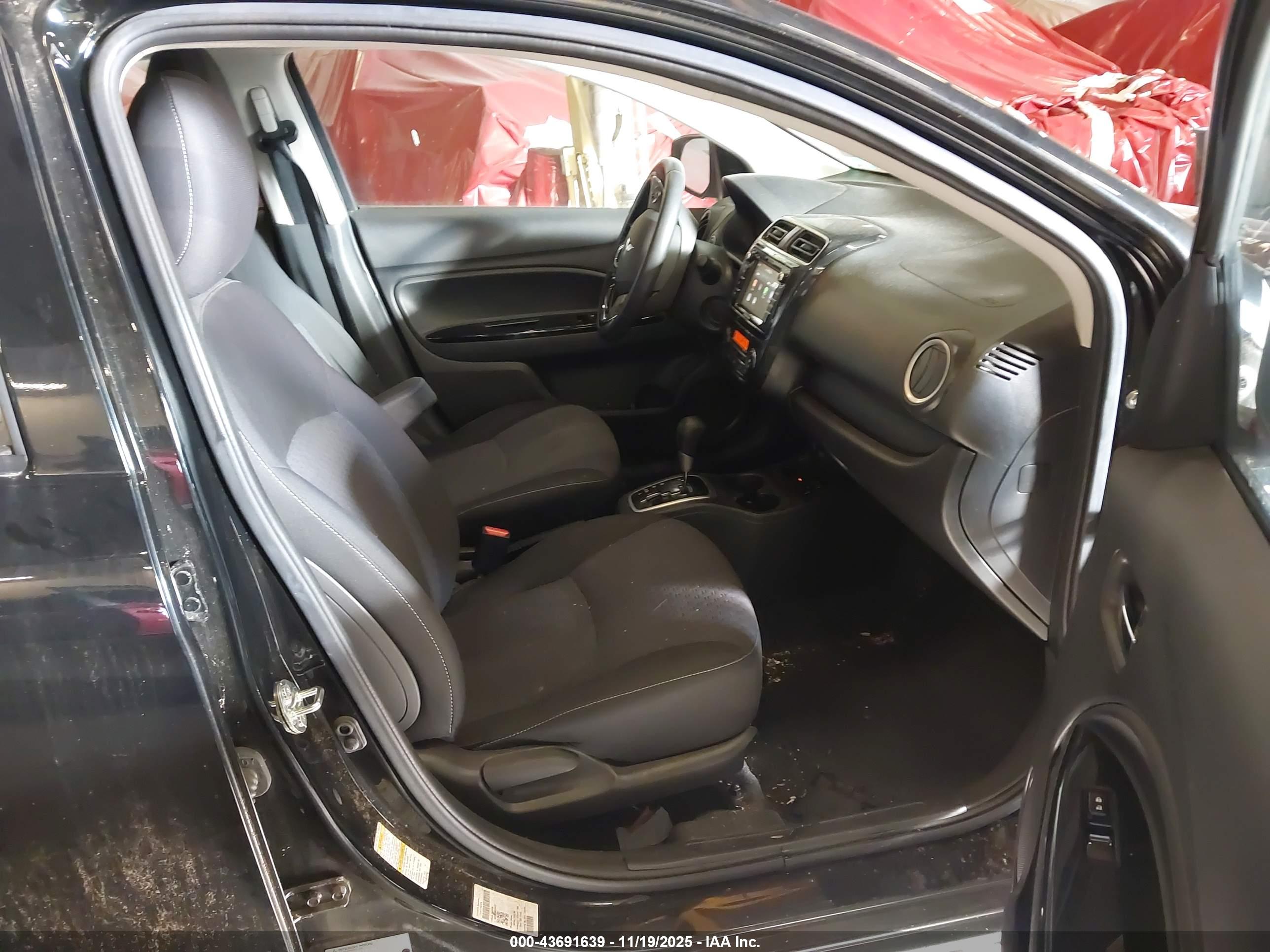 MITSUBISHI MIRAGE image 5