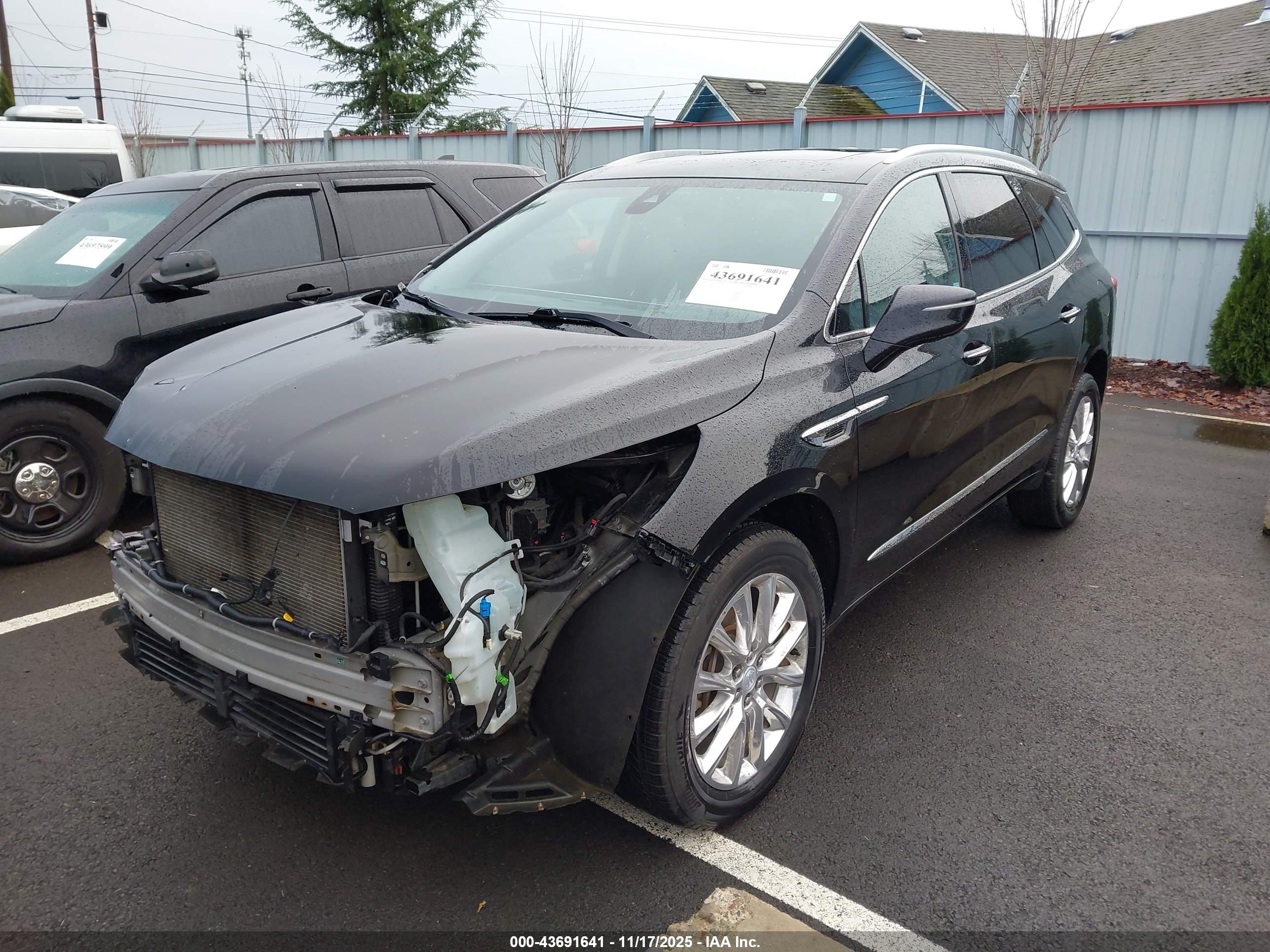 BUICK ENCLAVE image 2