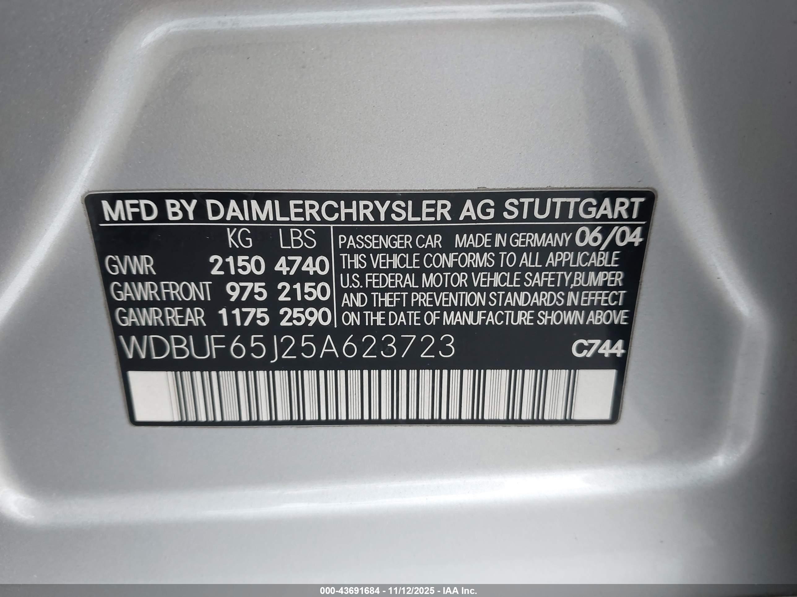 MERCEDES-BENZ E image 9
