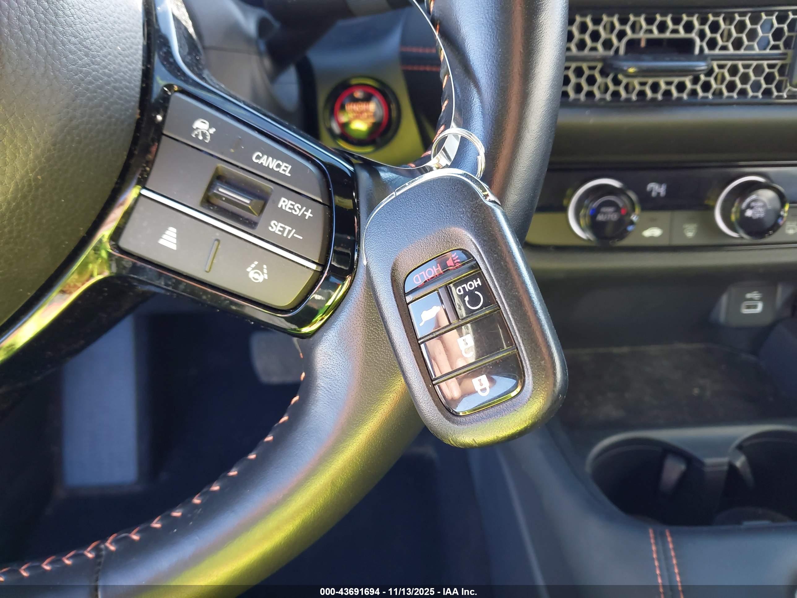 HONDA HR-V image 11