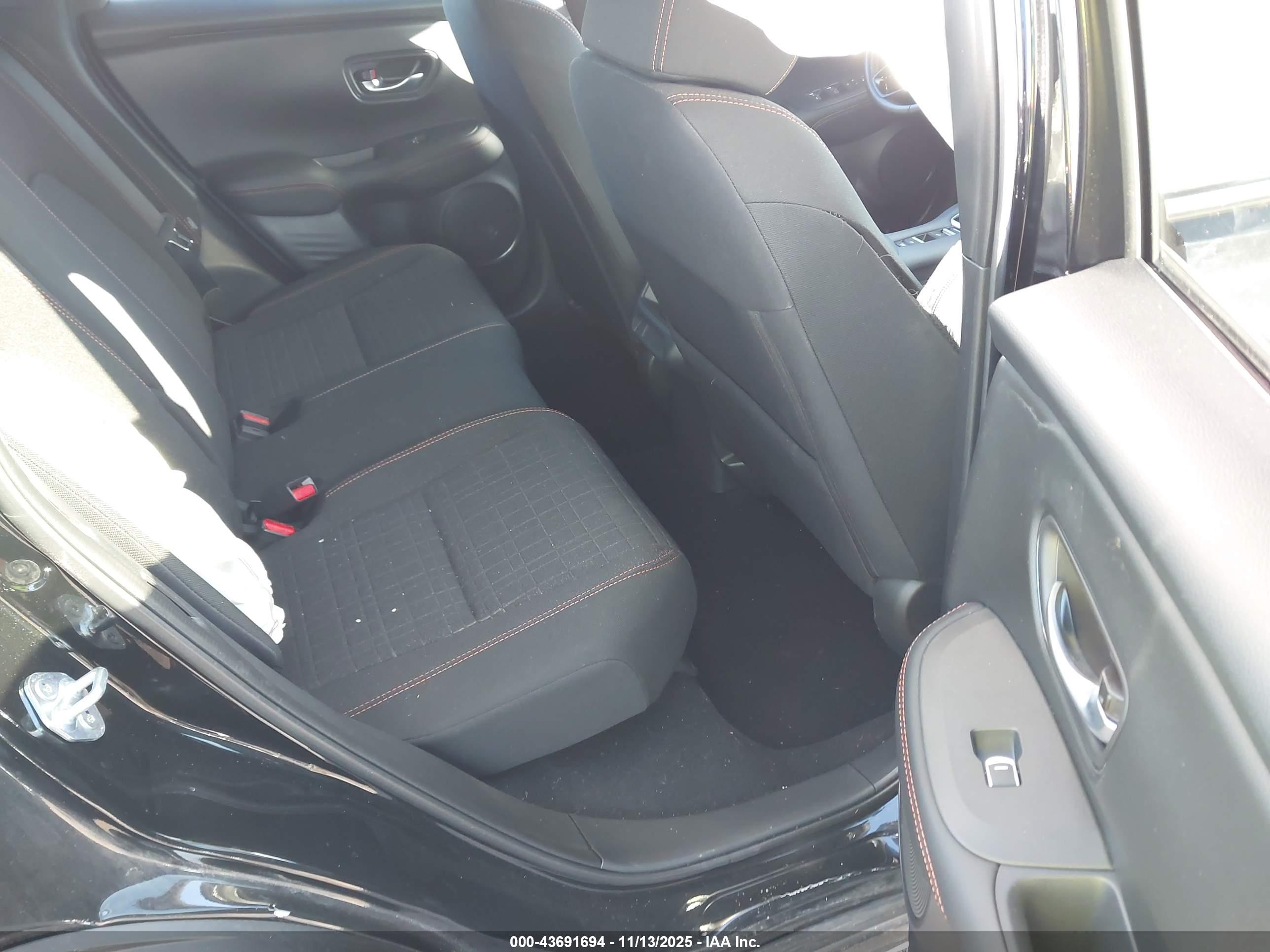 HONDA HR-V image 8