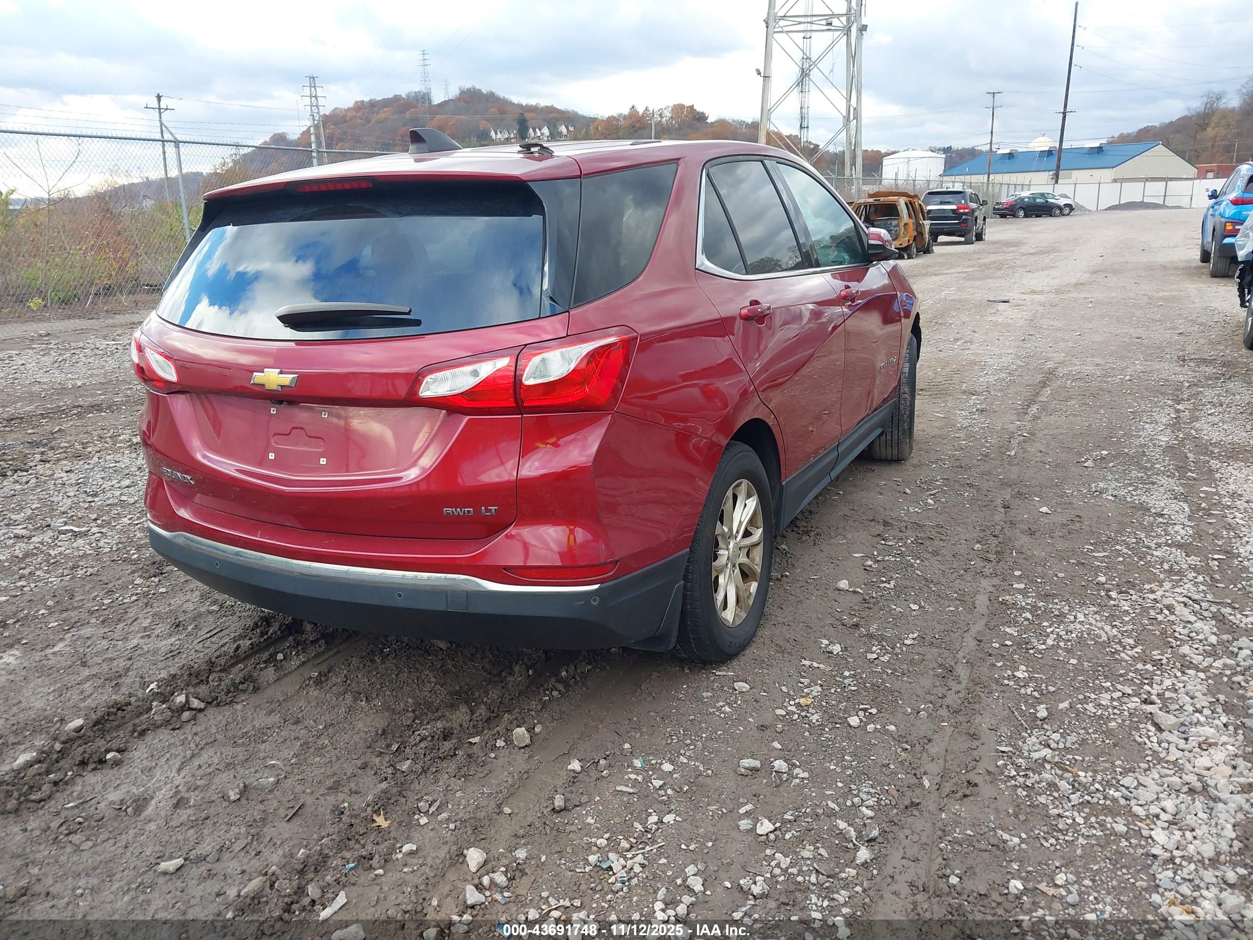 CHEVROLET EQUINOX image 4