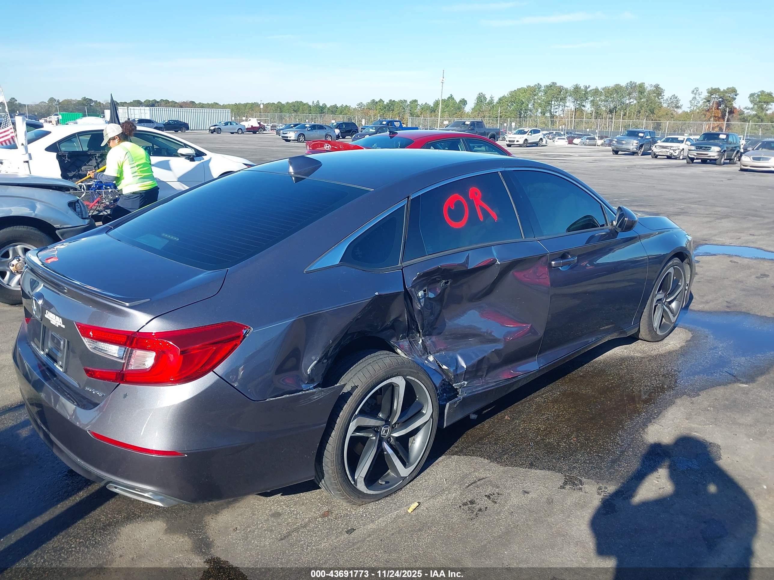 HONDA ACCORD image 4