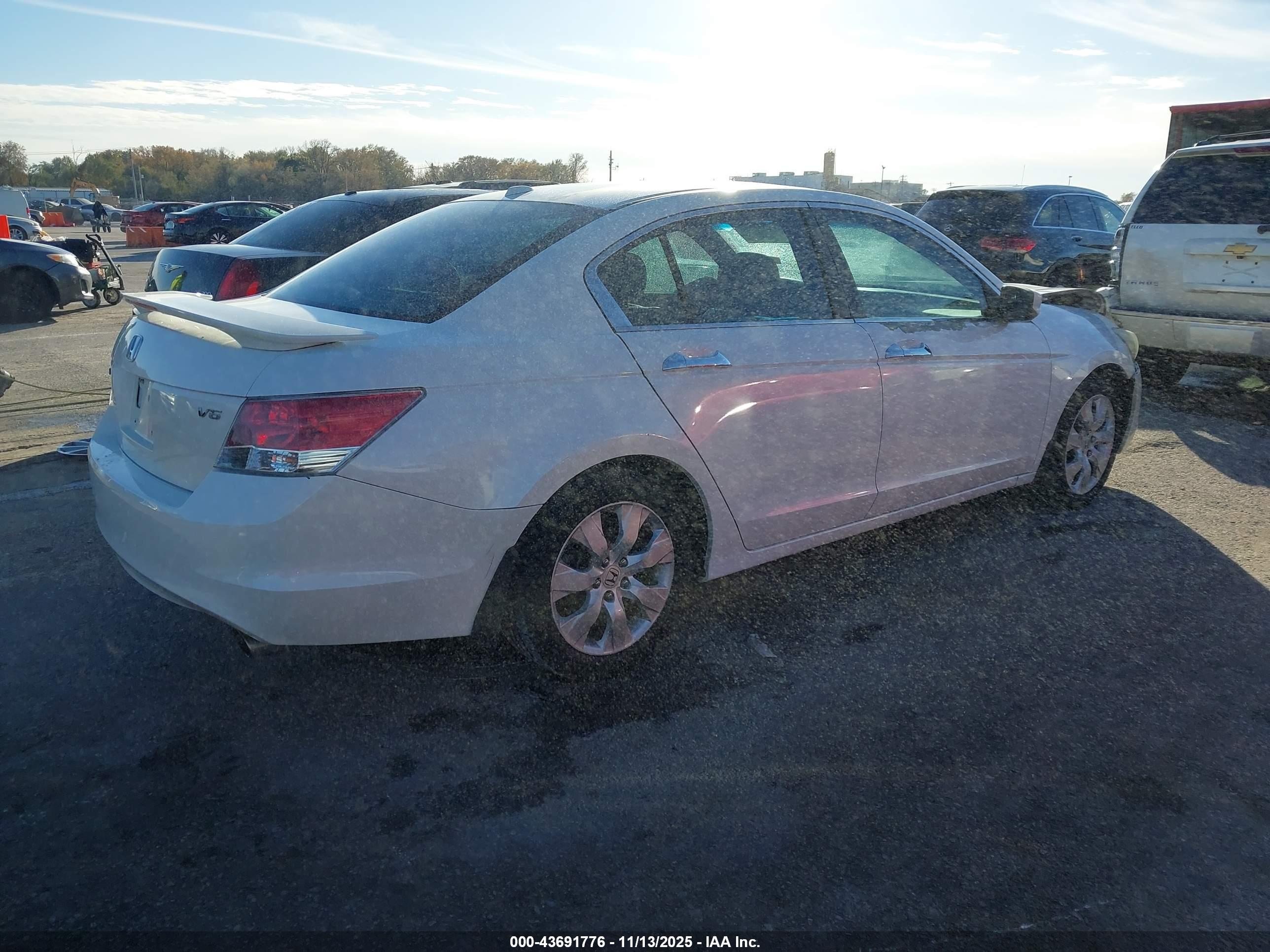 HONDA ACCORD image 4