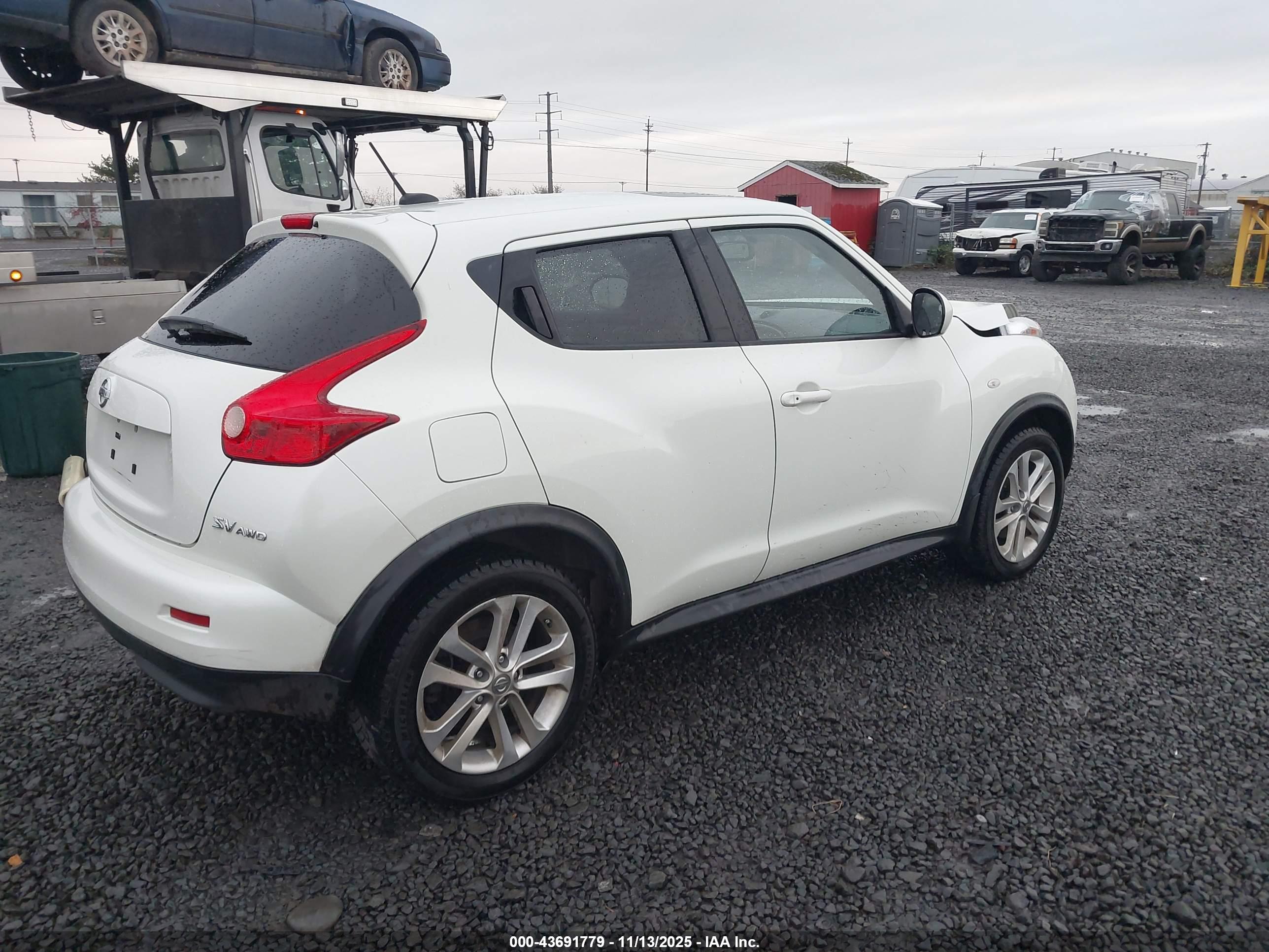 NISSAN JUKE image 4