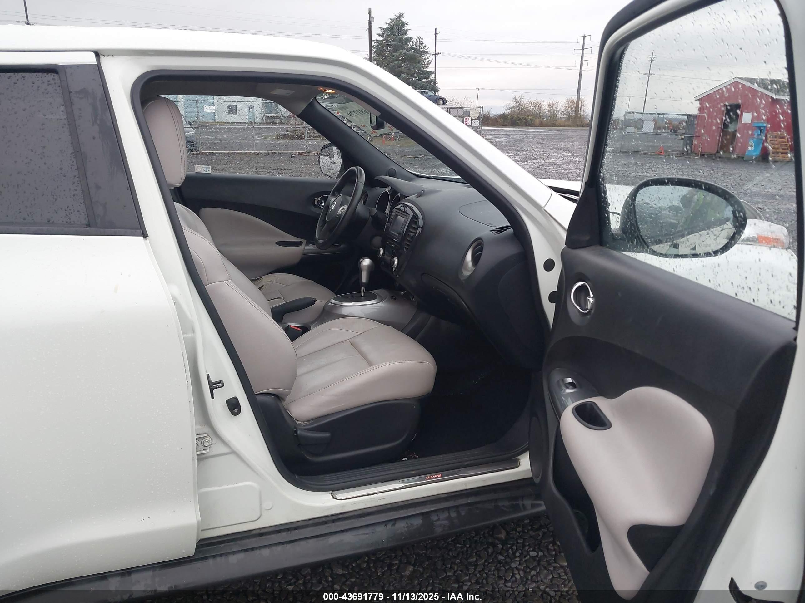 NISSAN JUKE image 5