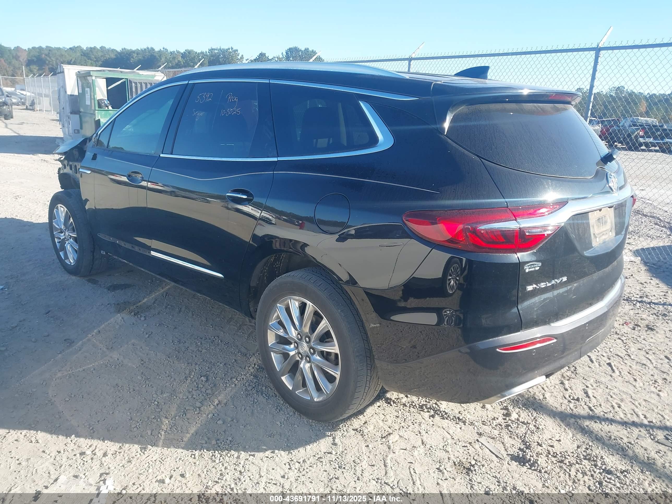 BUICK ENCLAVE image 3
