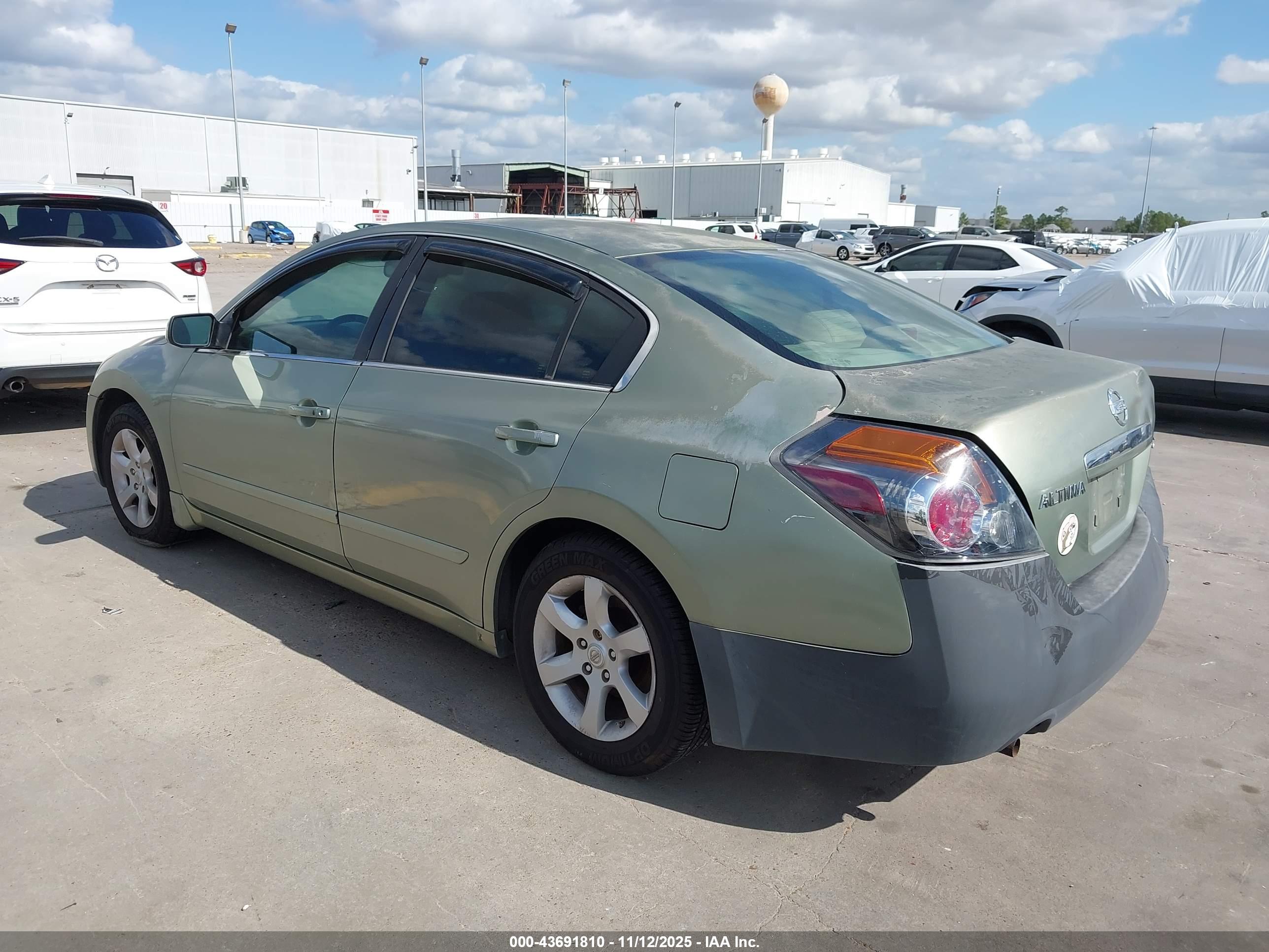 NISSAN ALTIMA image 3