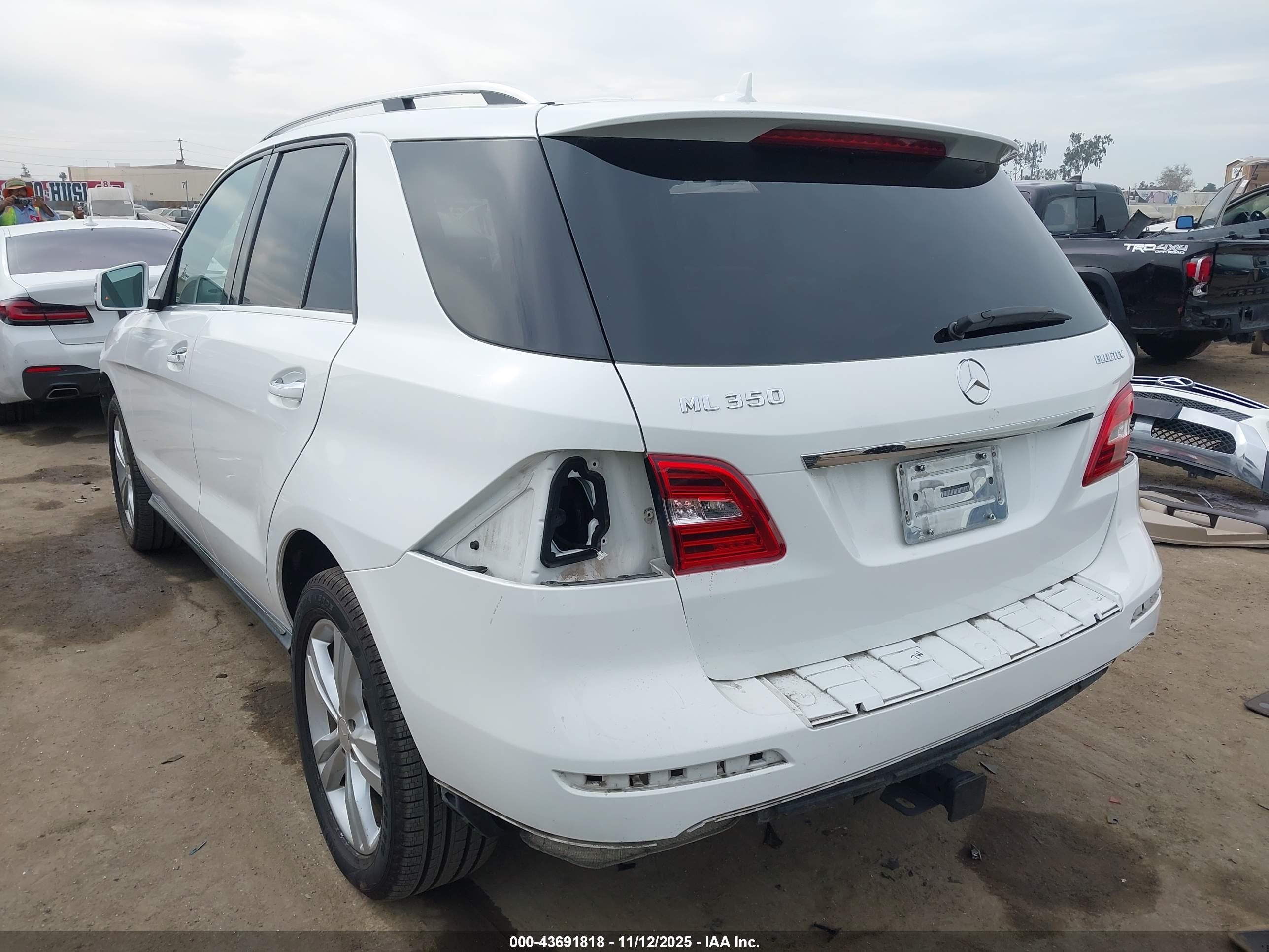 MERCEDES-BENZ ML image 3