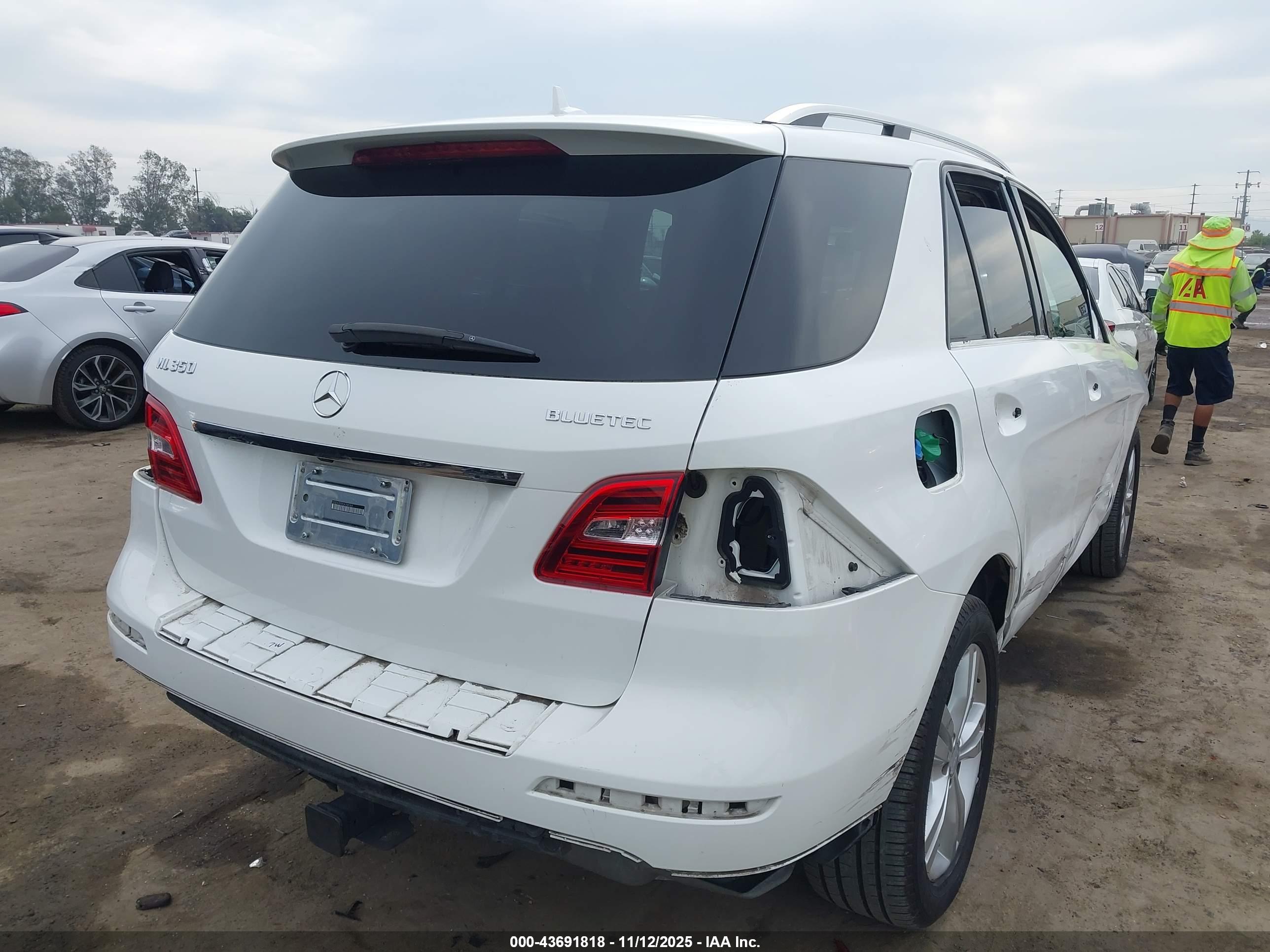 MERCEDES-BENZ ML image 4