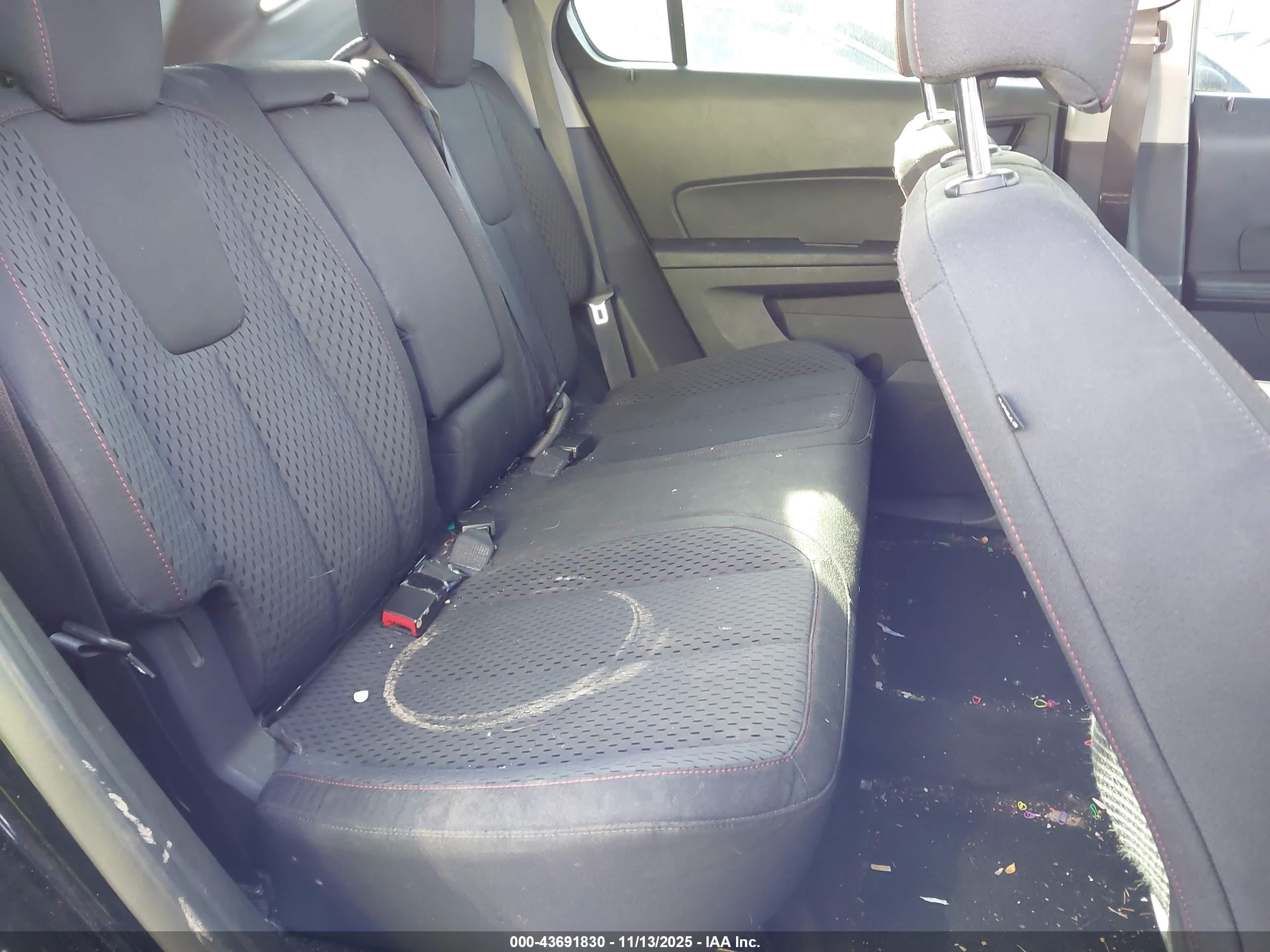 CHEVROLET EQUINOX image 8