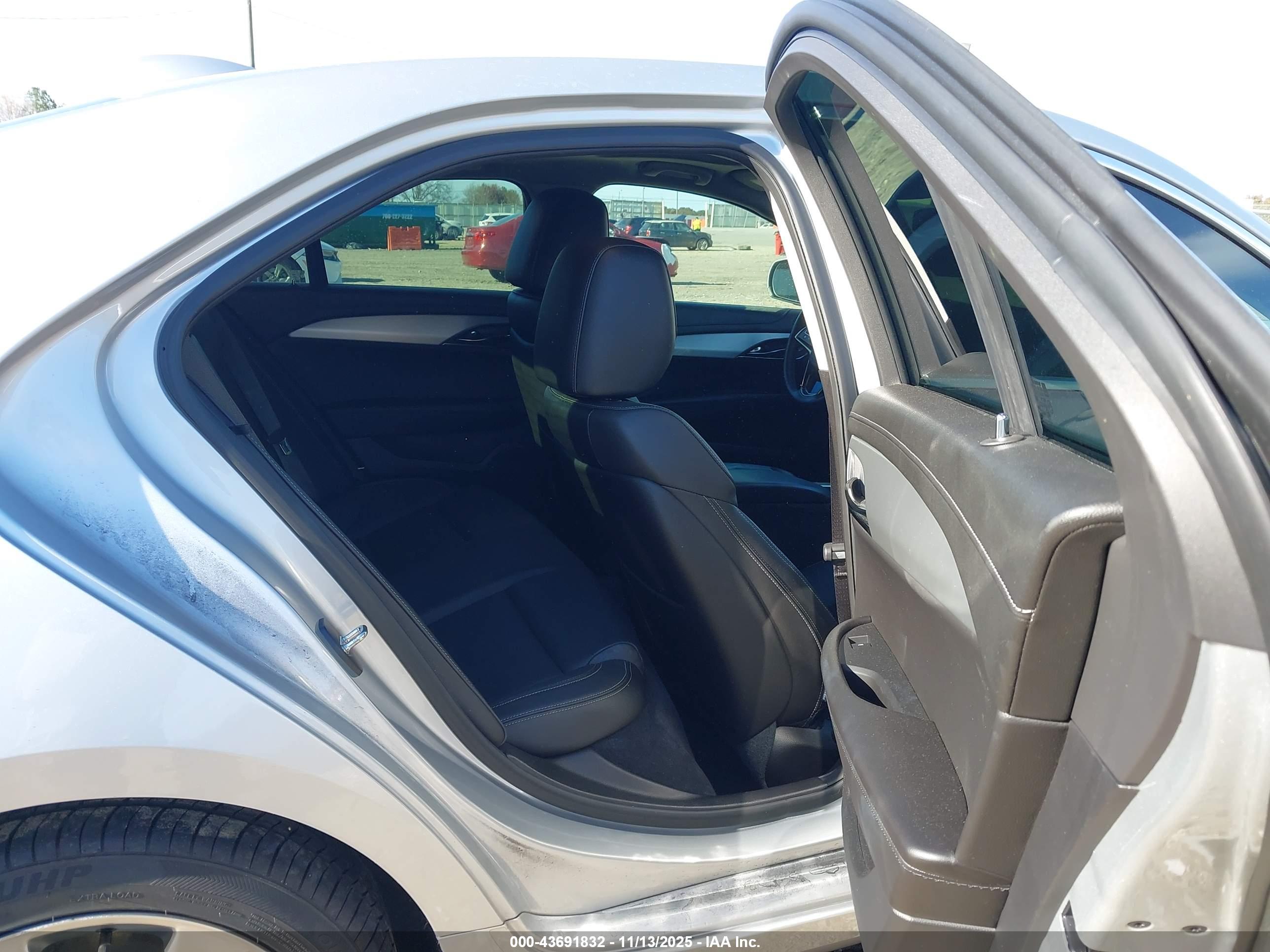 CADILLAC ATS image 8