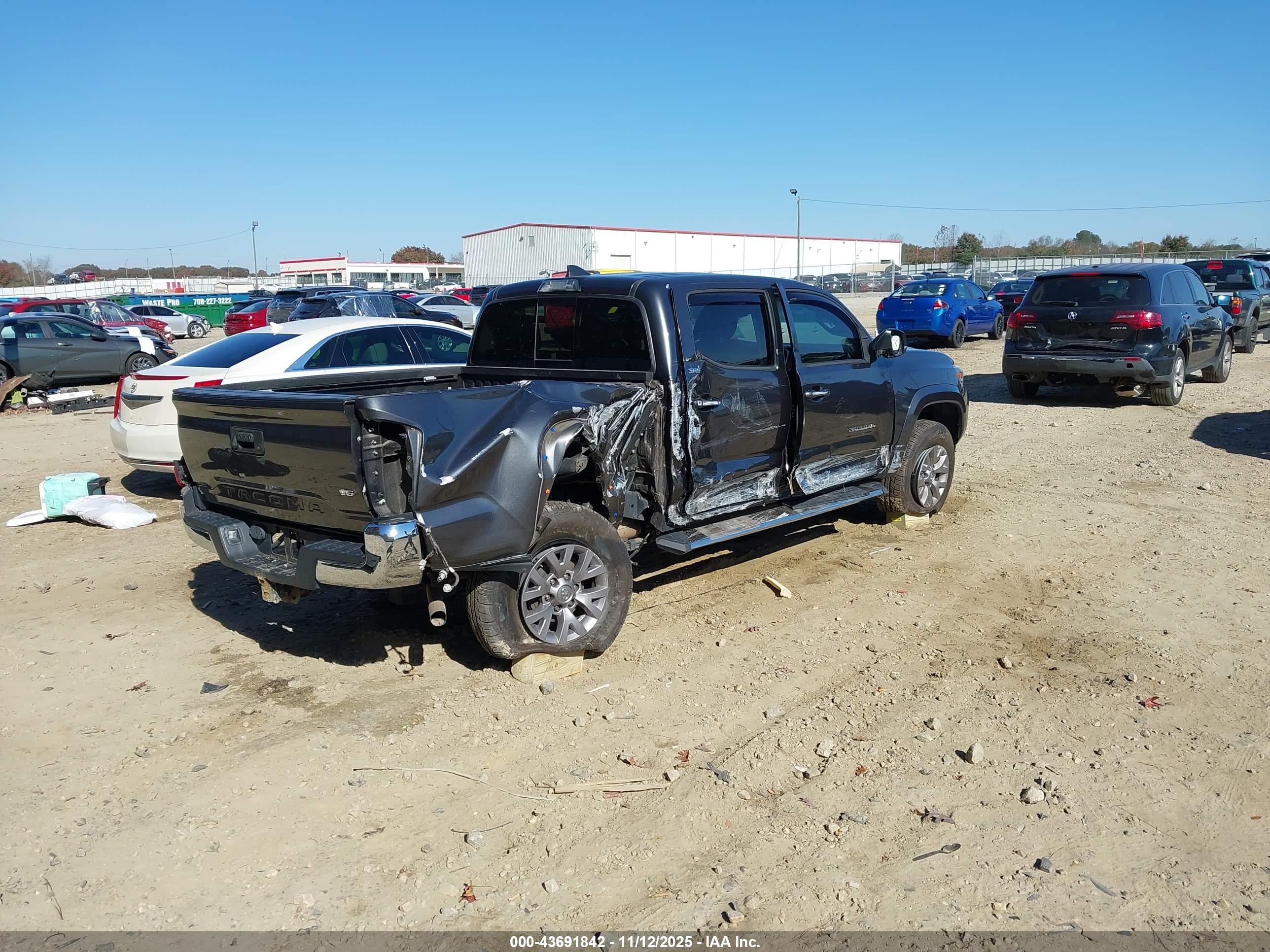 TOYOTA TACOMA image 4