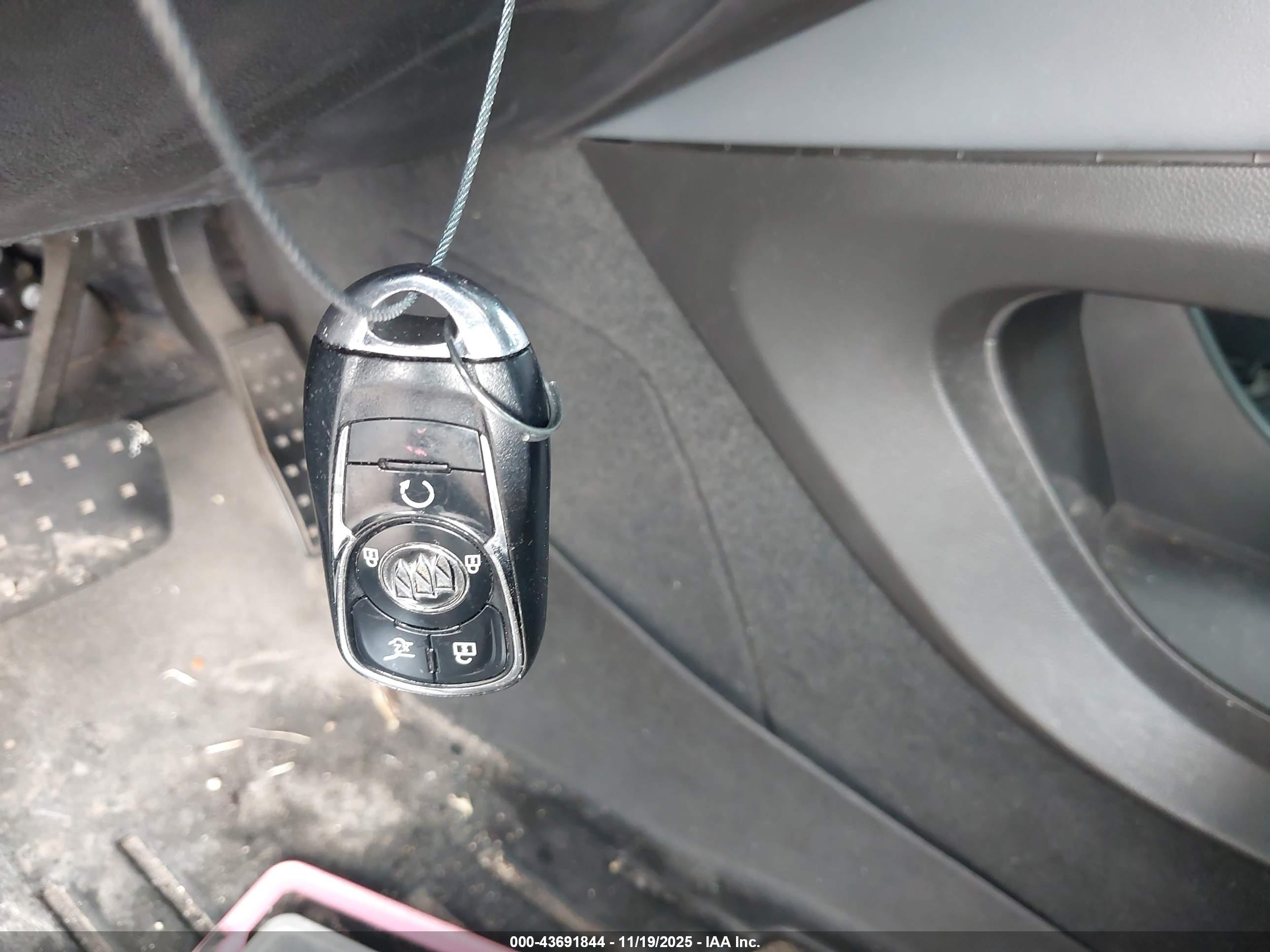 BUICK ENCLAVE image 11