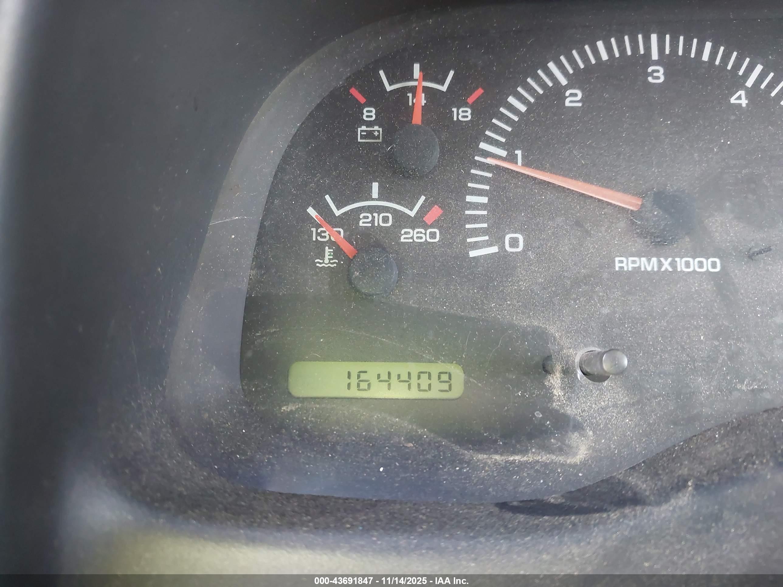 DODGE DAKOTA image 7