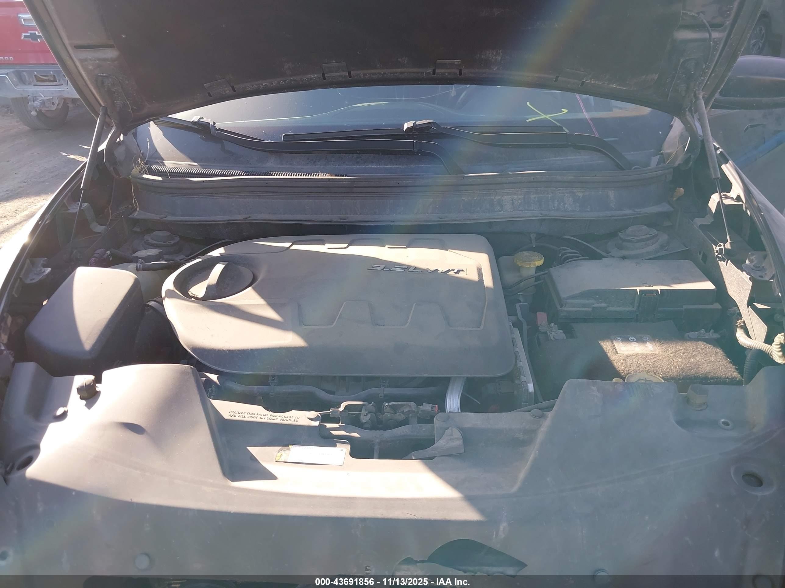 JEEP CHEROKEE image 10