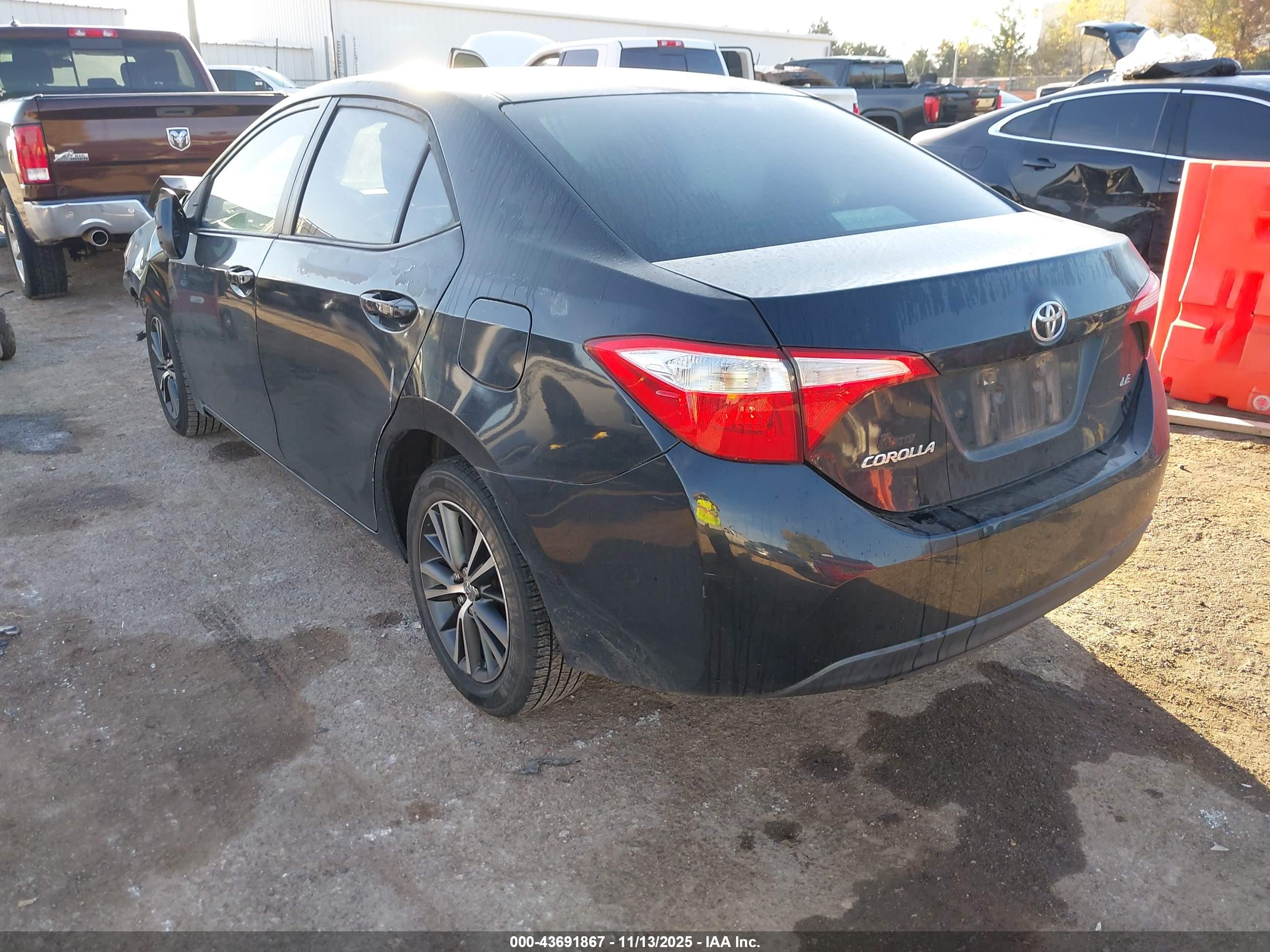 TOYOTA COROLLA image 3
