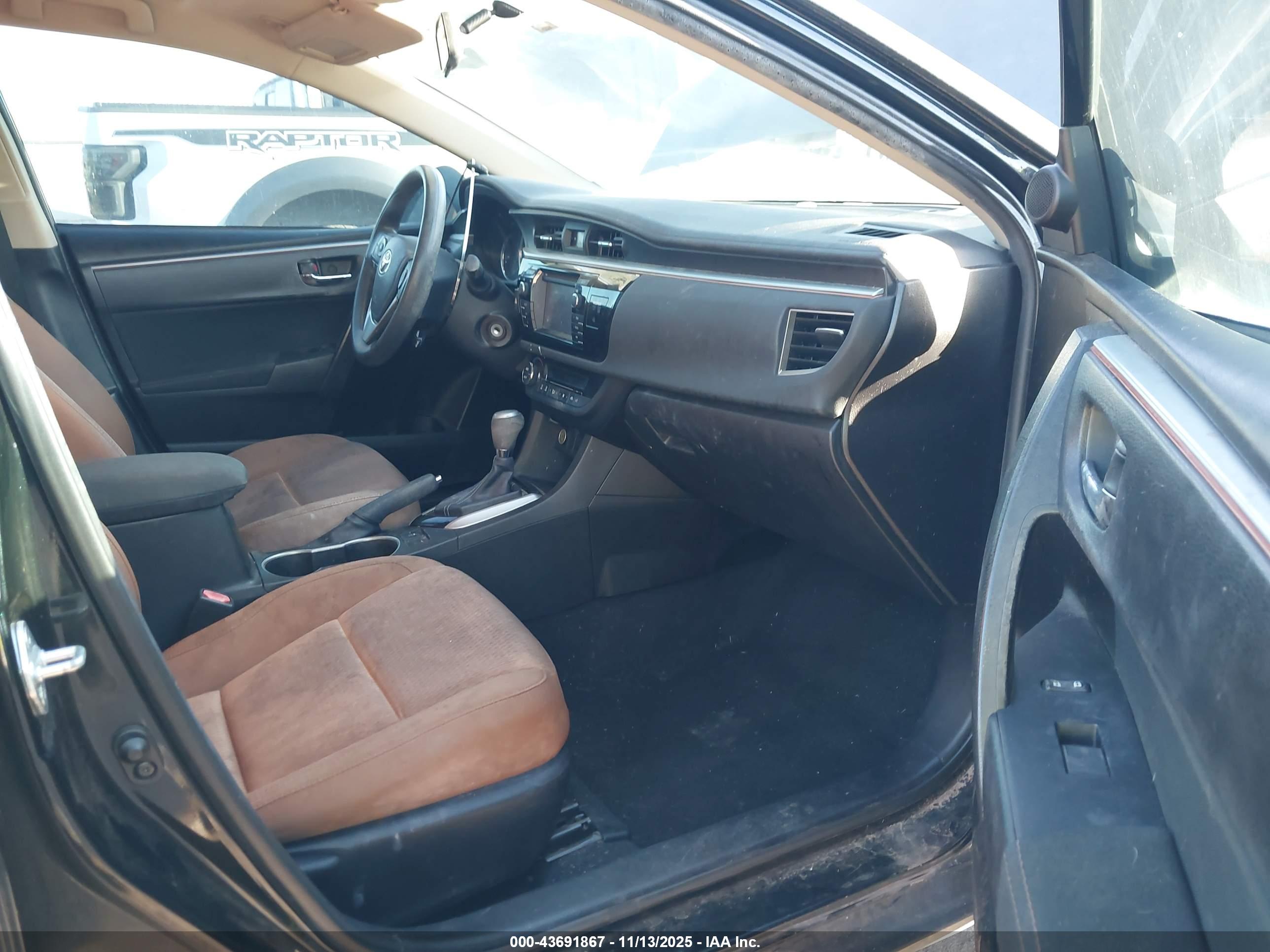 TOYOTA COROLLA image 5