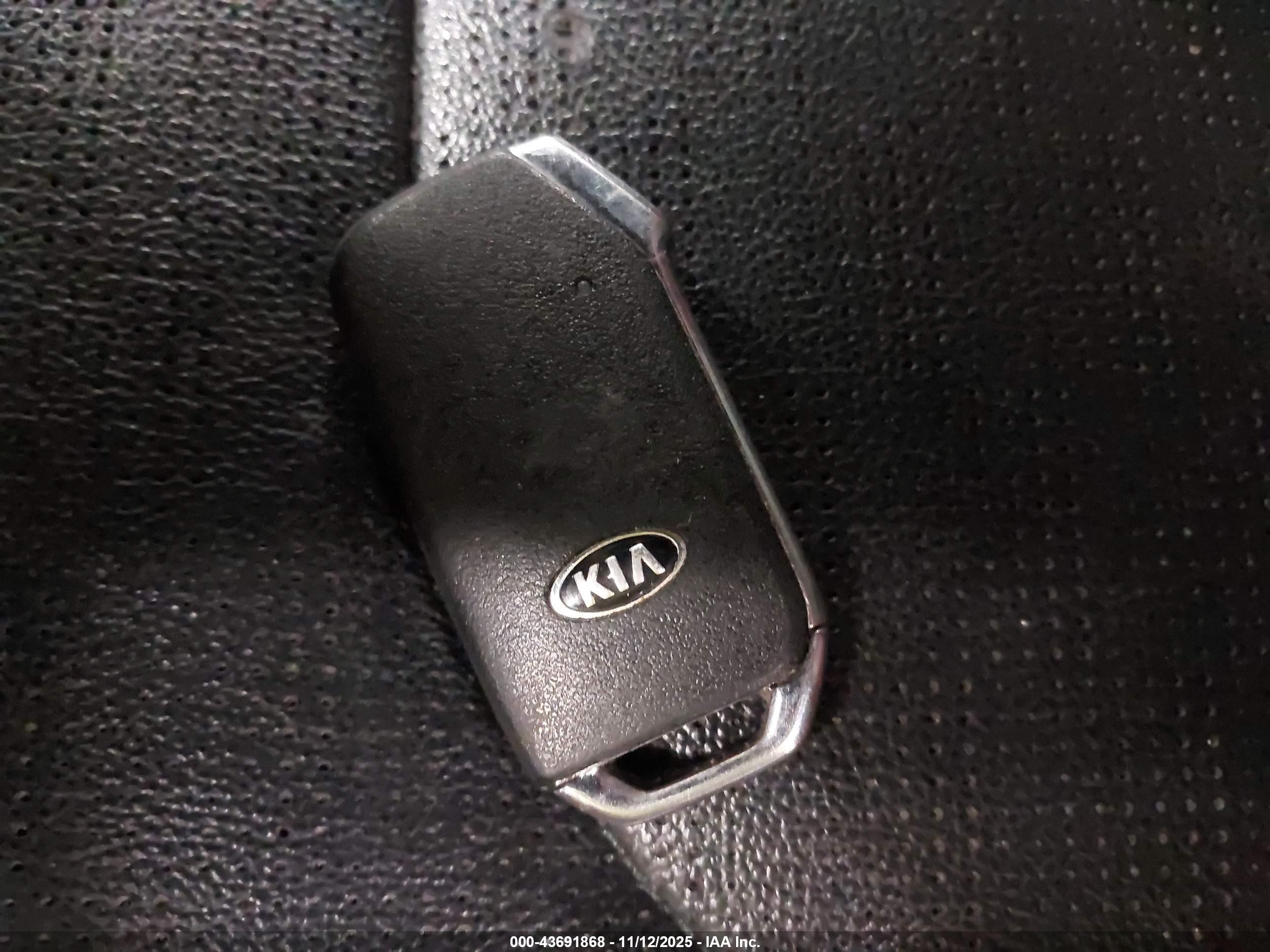 KIA FORTE image 11