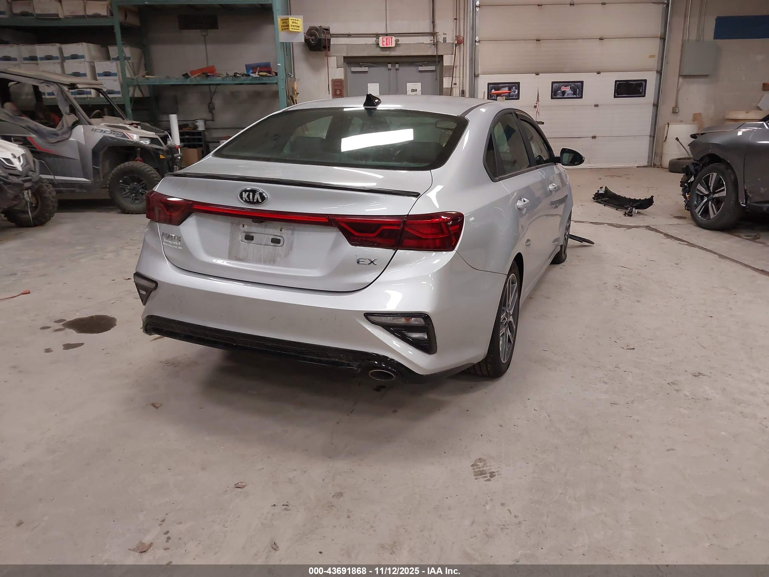 KIA FORTE image 4