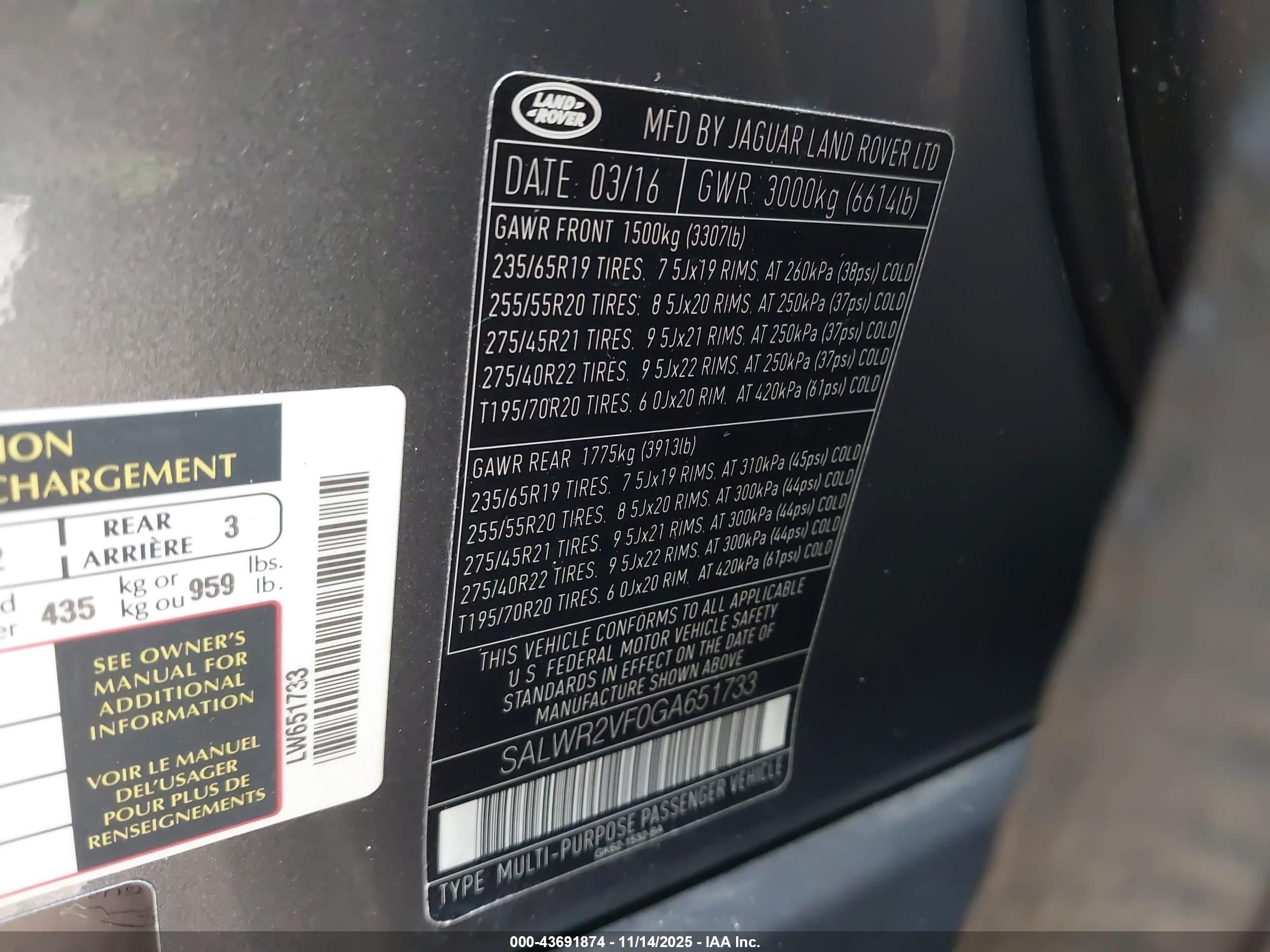 LAND ROVER image 9