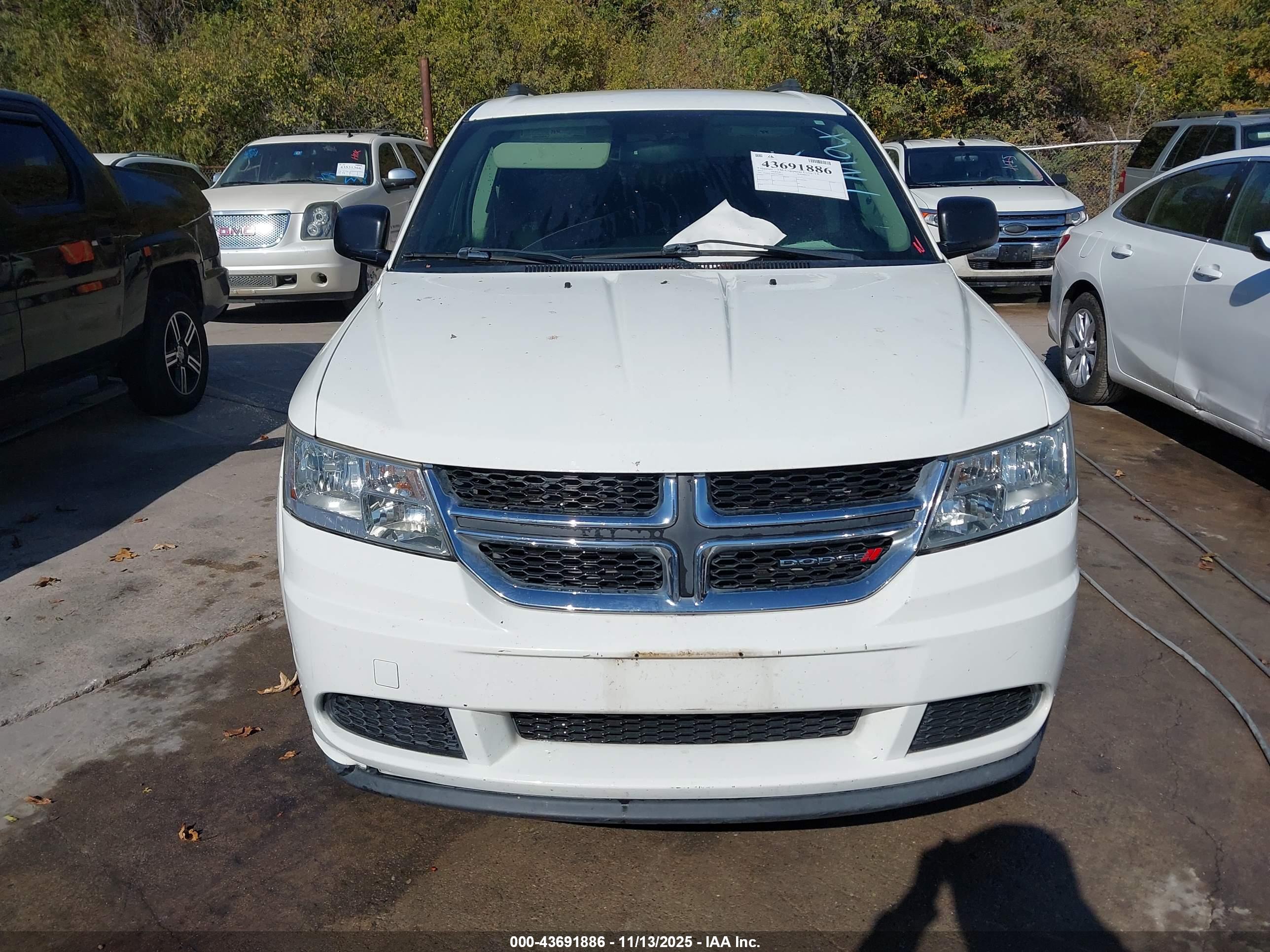 DODGE JOURNEY image 6