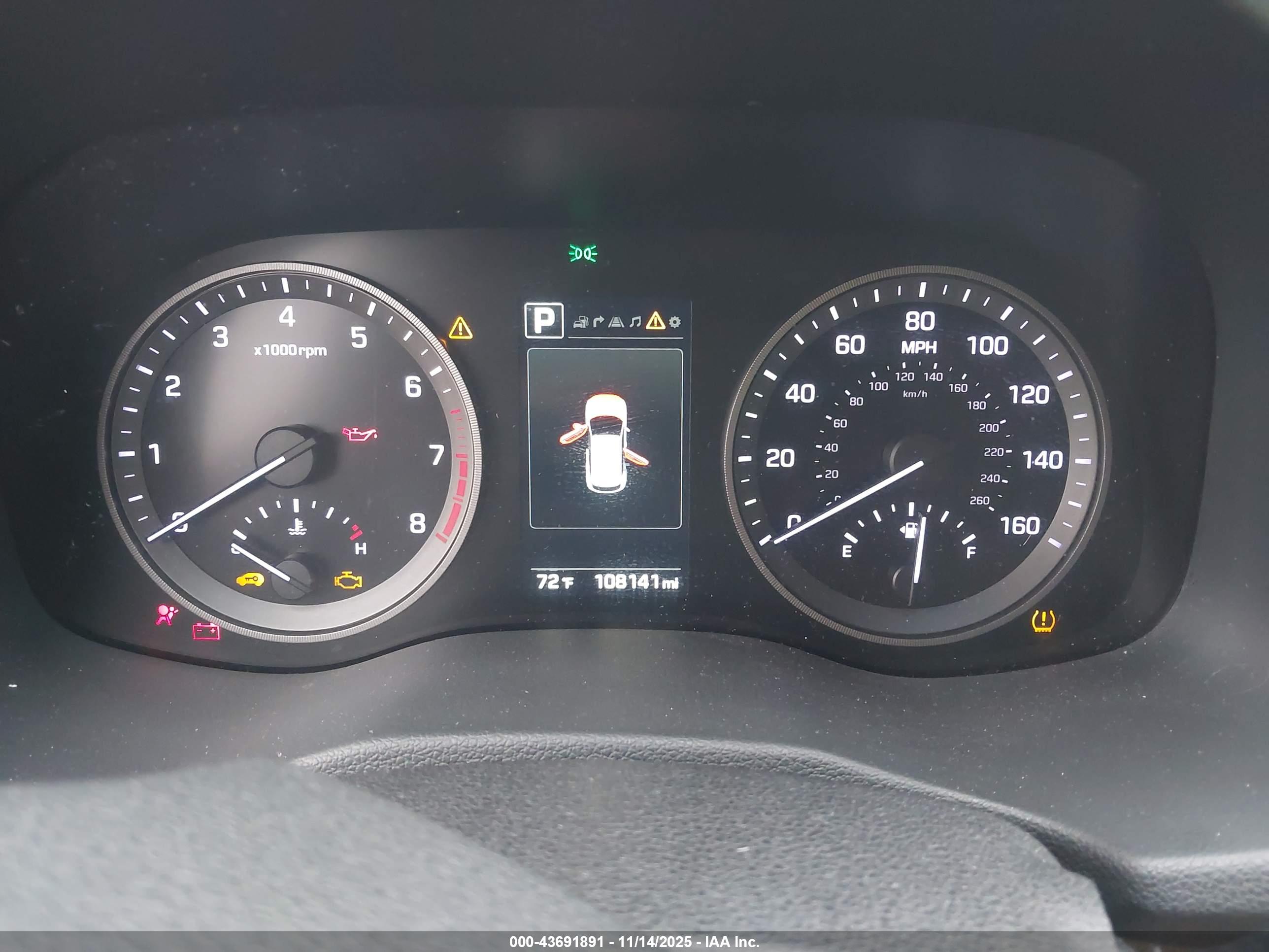 HYUNDAI TUCSON image 7