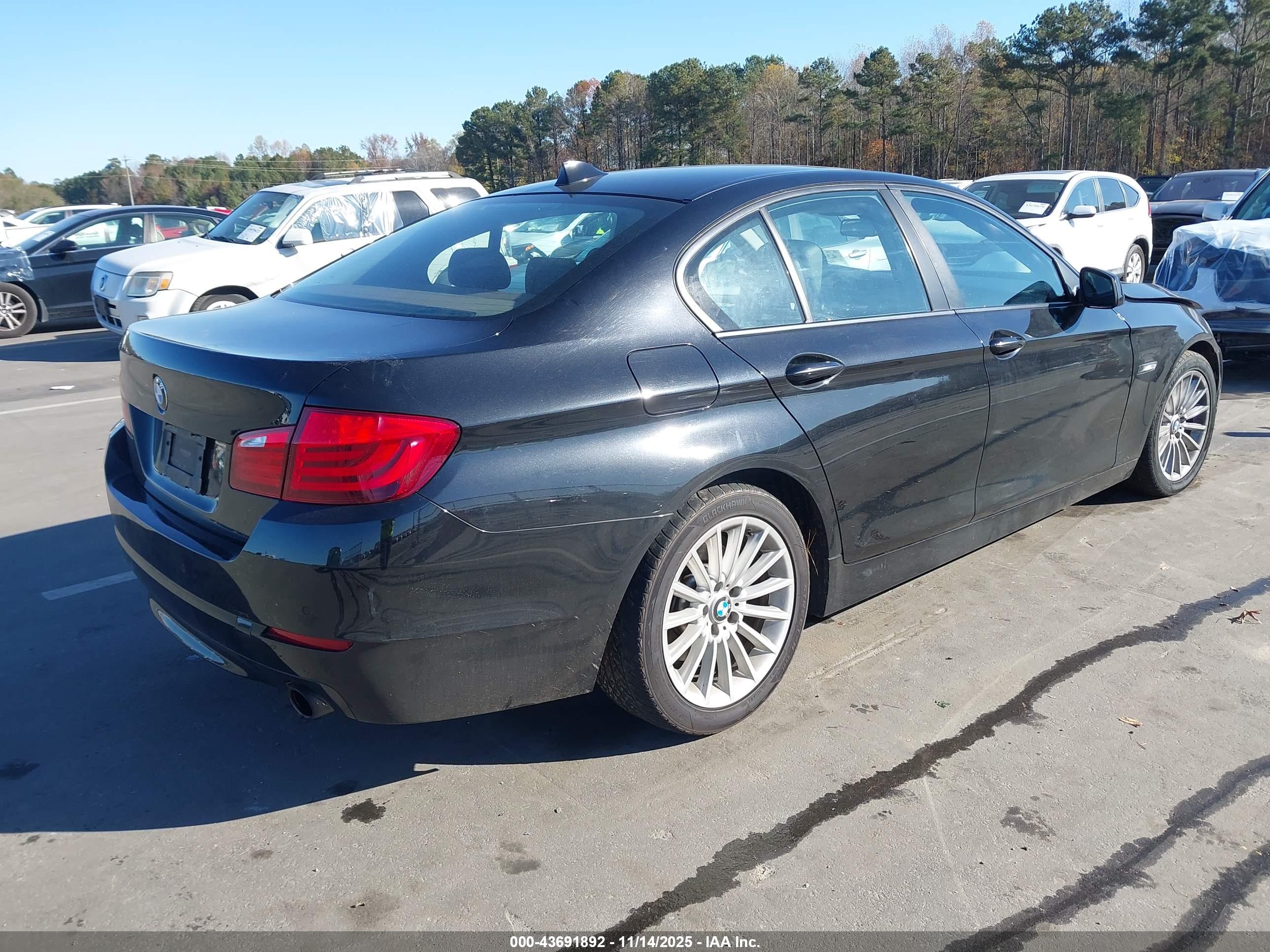 BMW 535I image 4