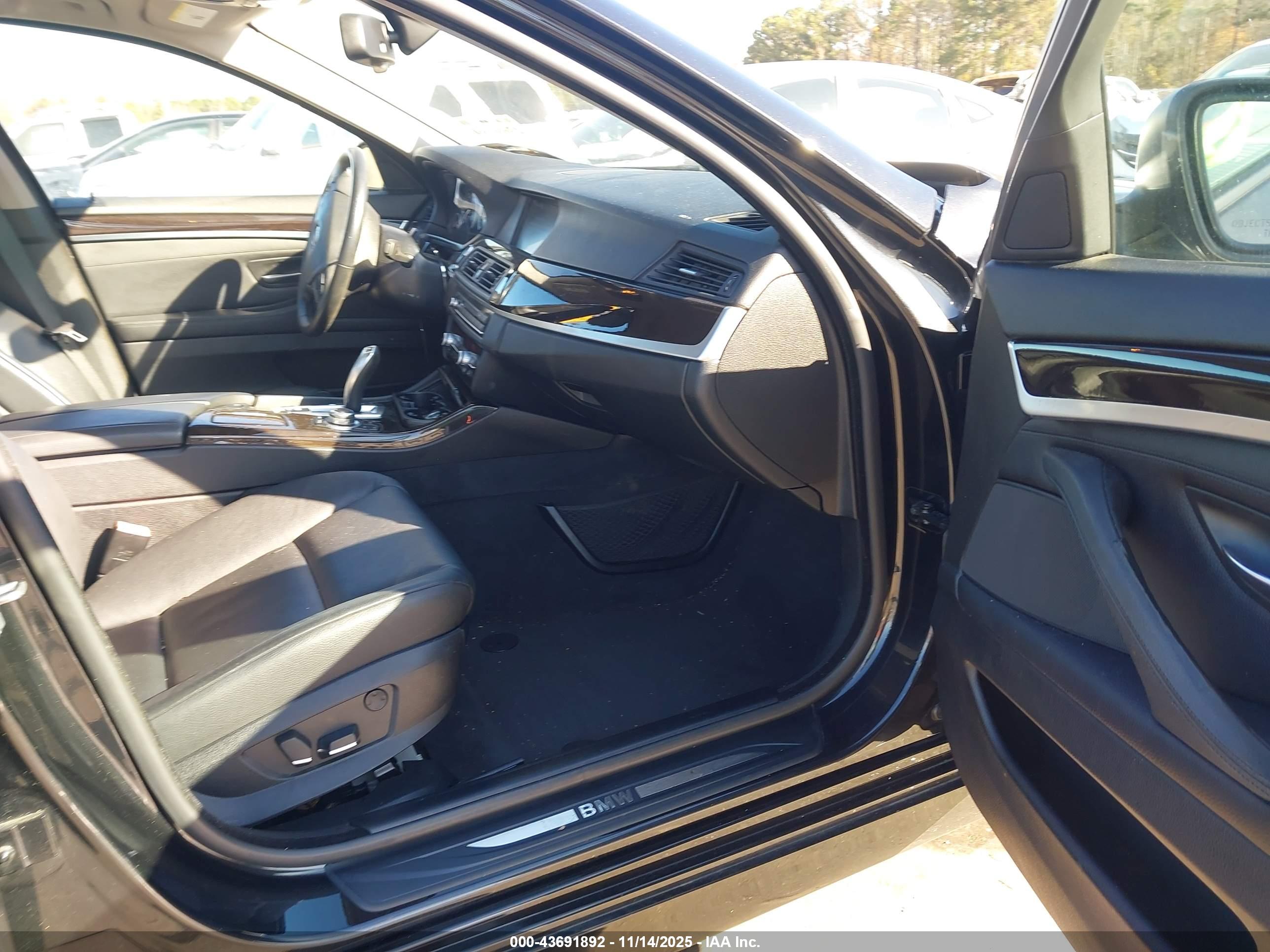 BMW 535I image 5