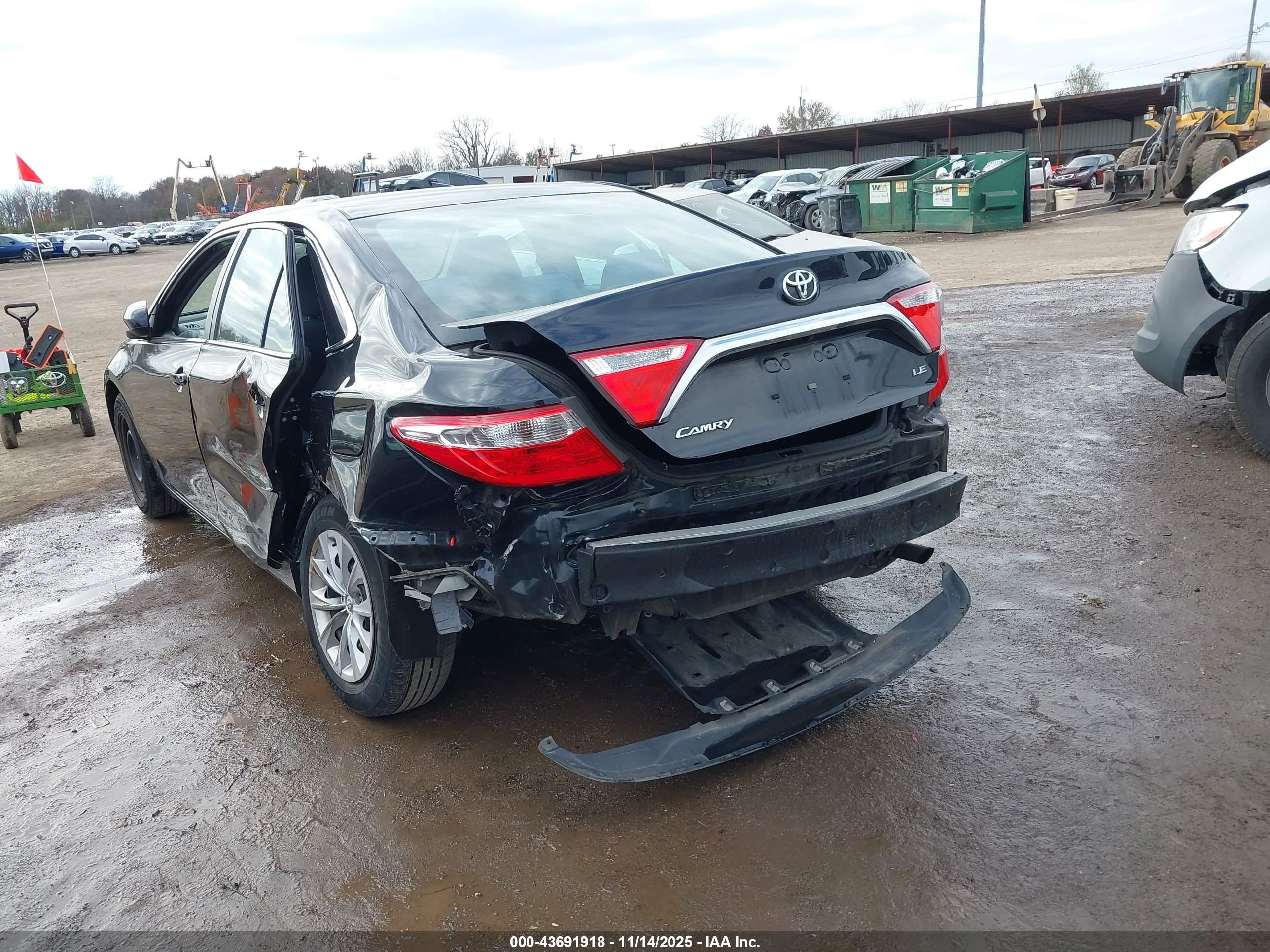 TOYOTA CAMRY image 6