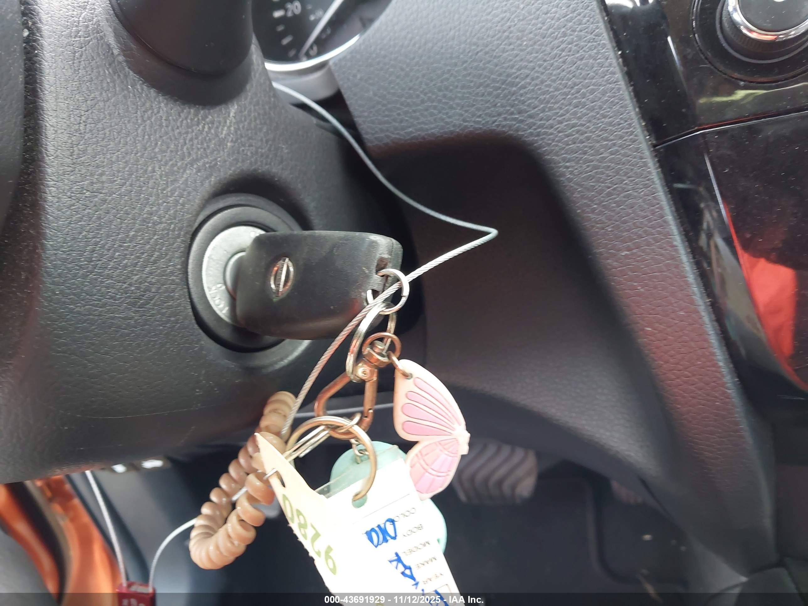 NISSAN ROGUE image 11
