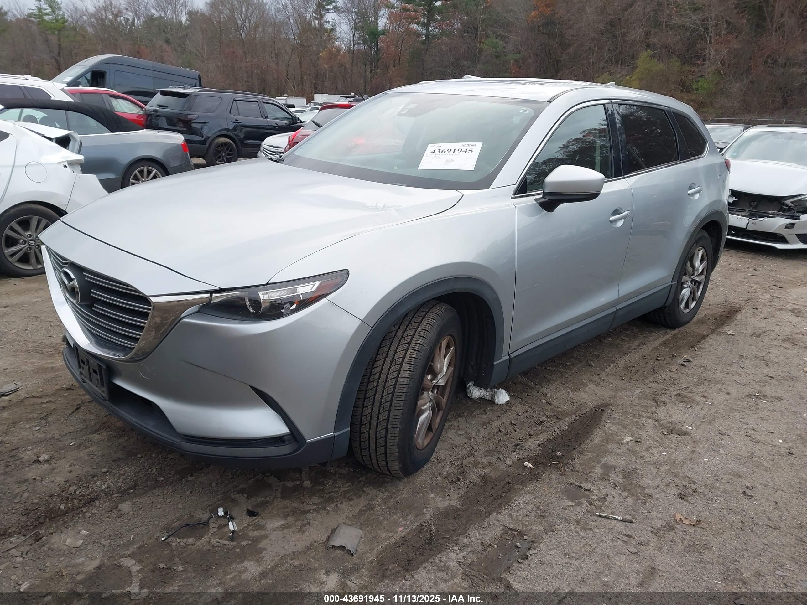 MAZDA CX-9 image 2