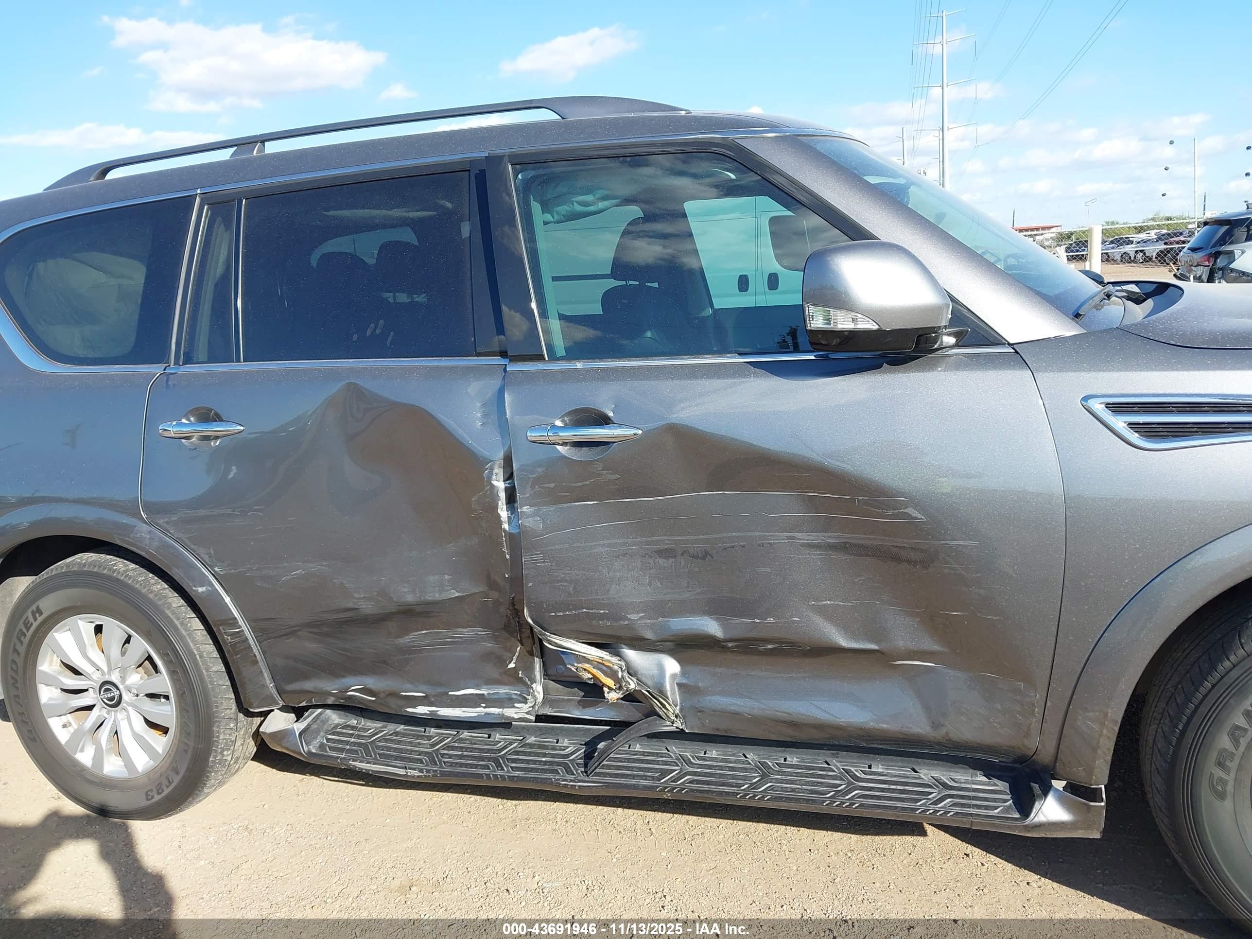 NISSAN ARMADA image 6