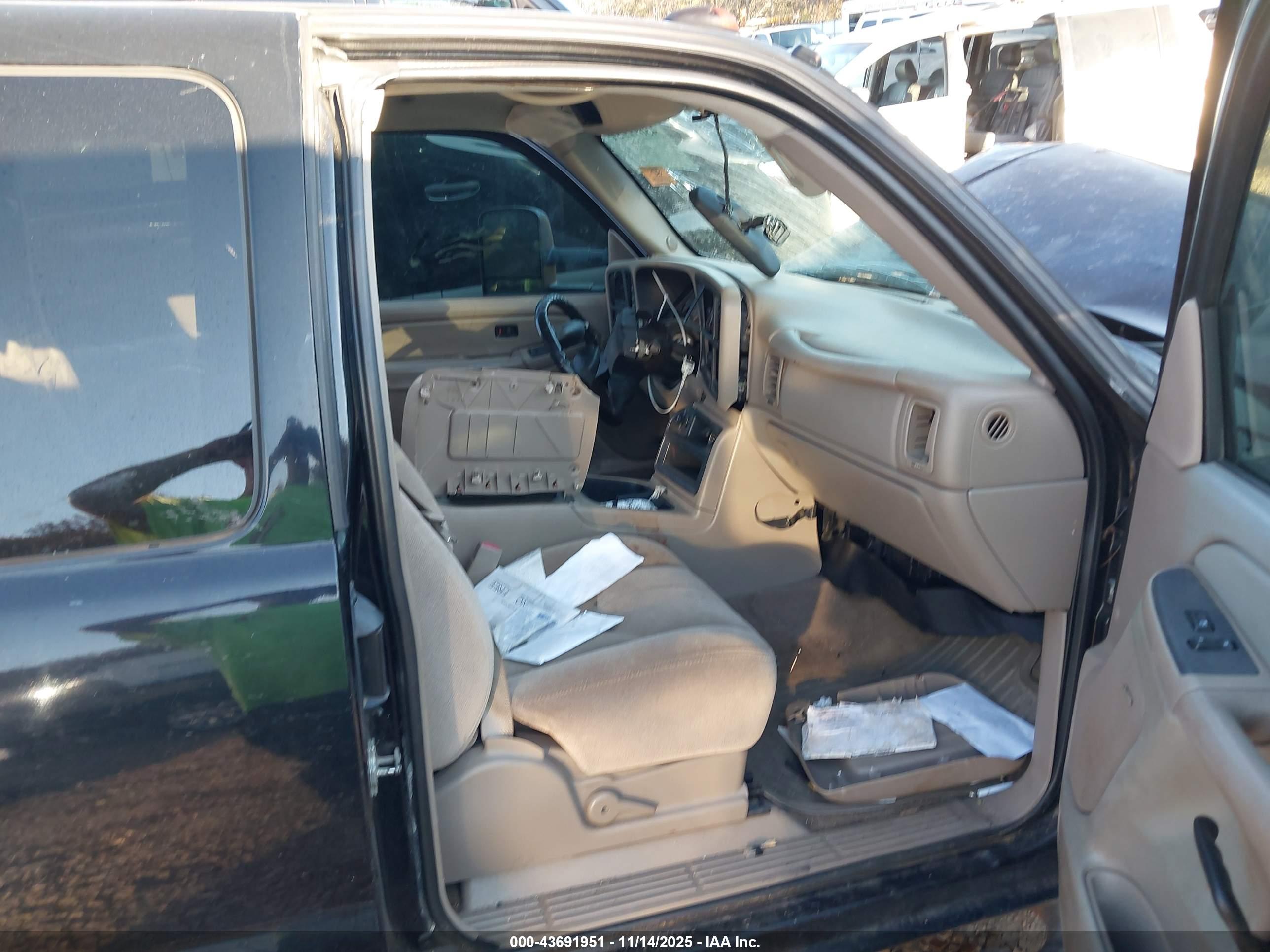 GMC SIERRA image 5