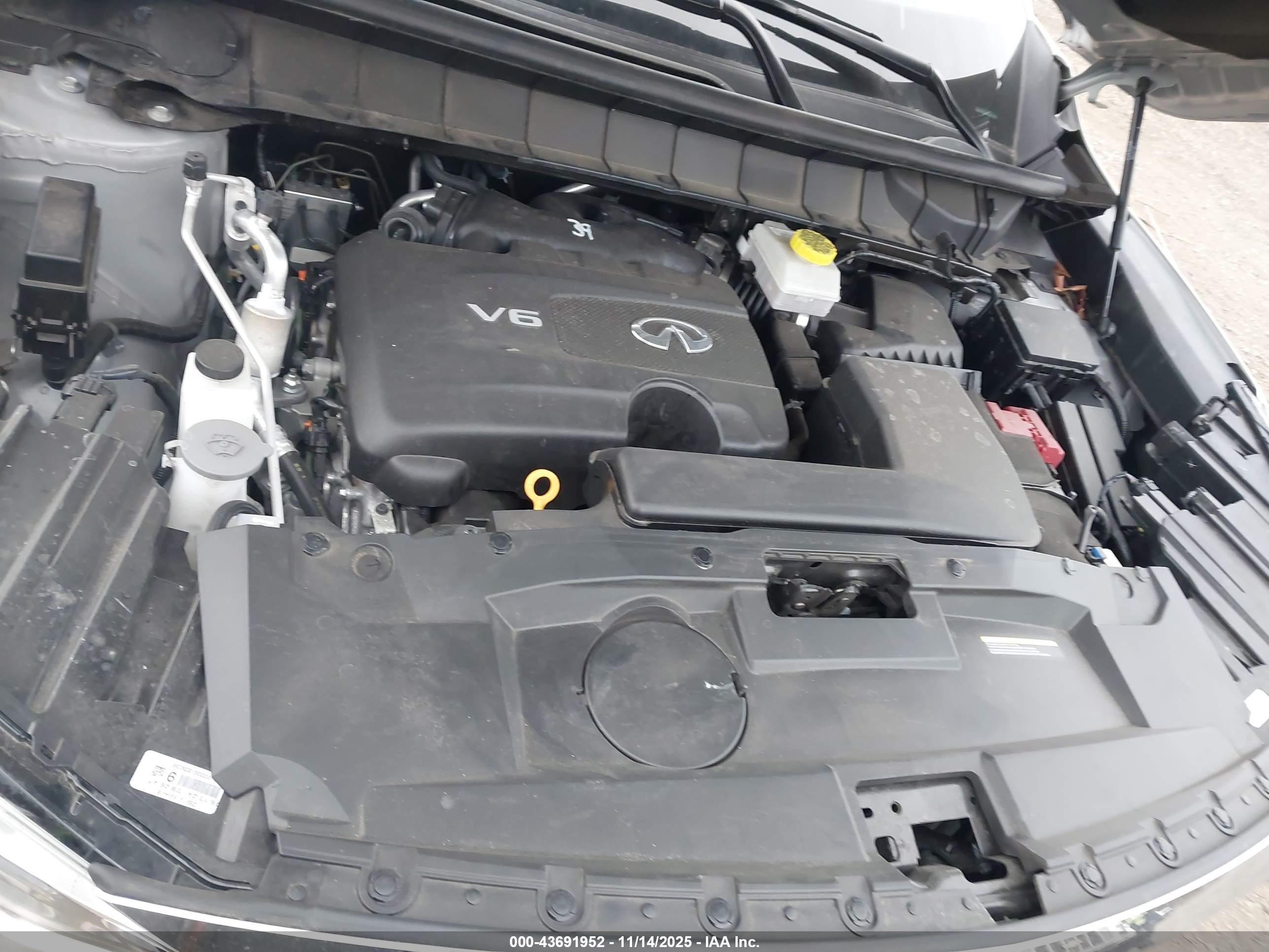 INFINITI QX60 image 10