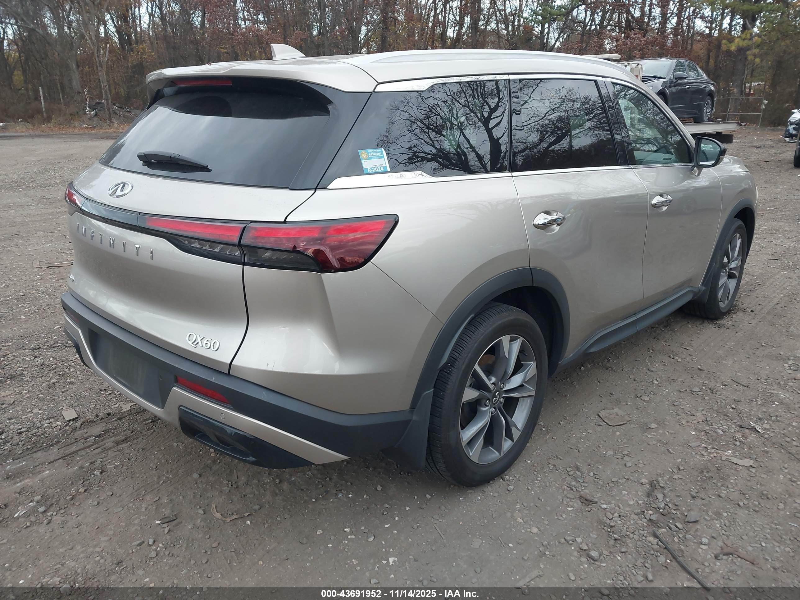 INFINITI QX60 image 4