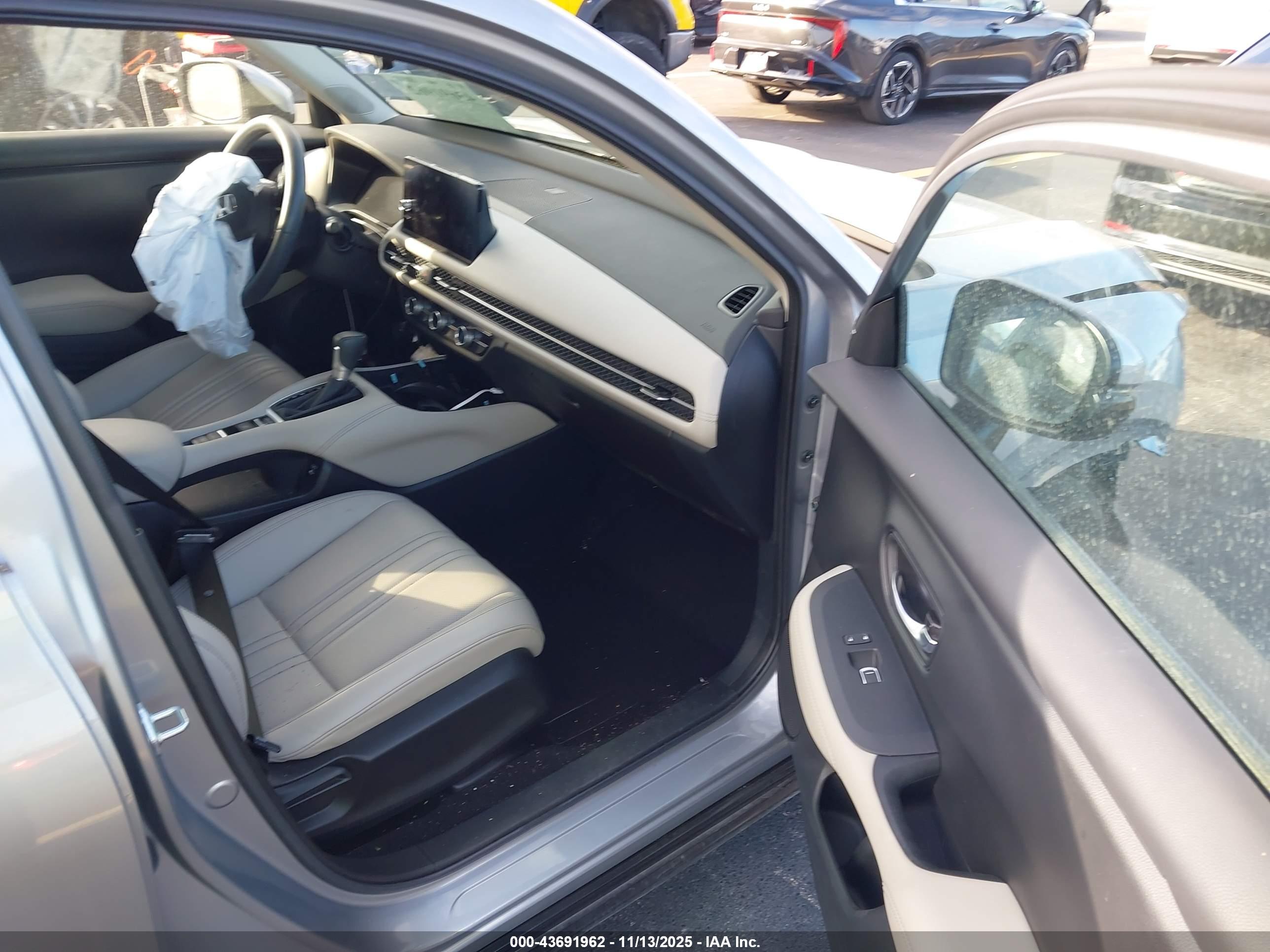 HONDA HR-V image 5