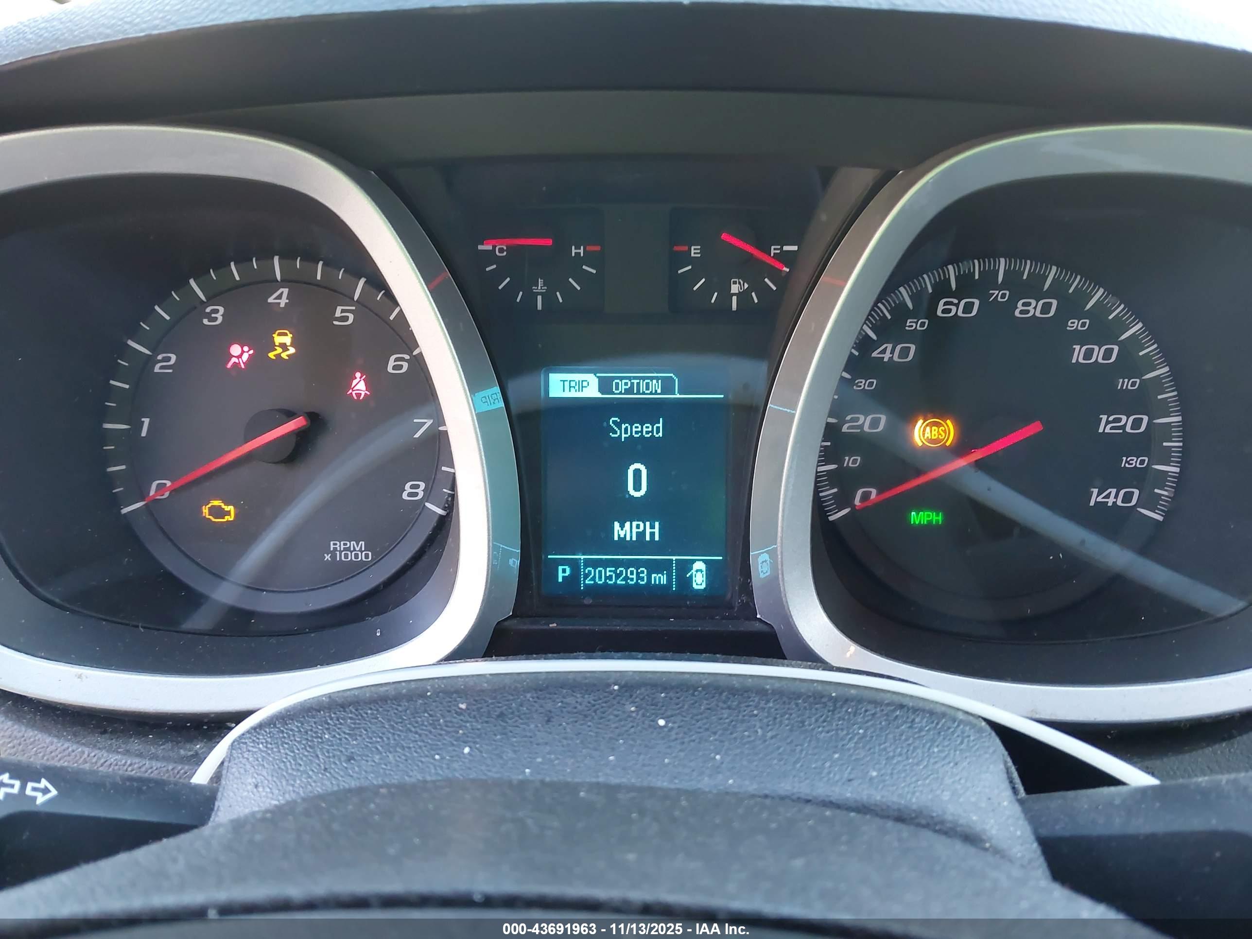 CHEVROLET EQUINOX image 7