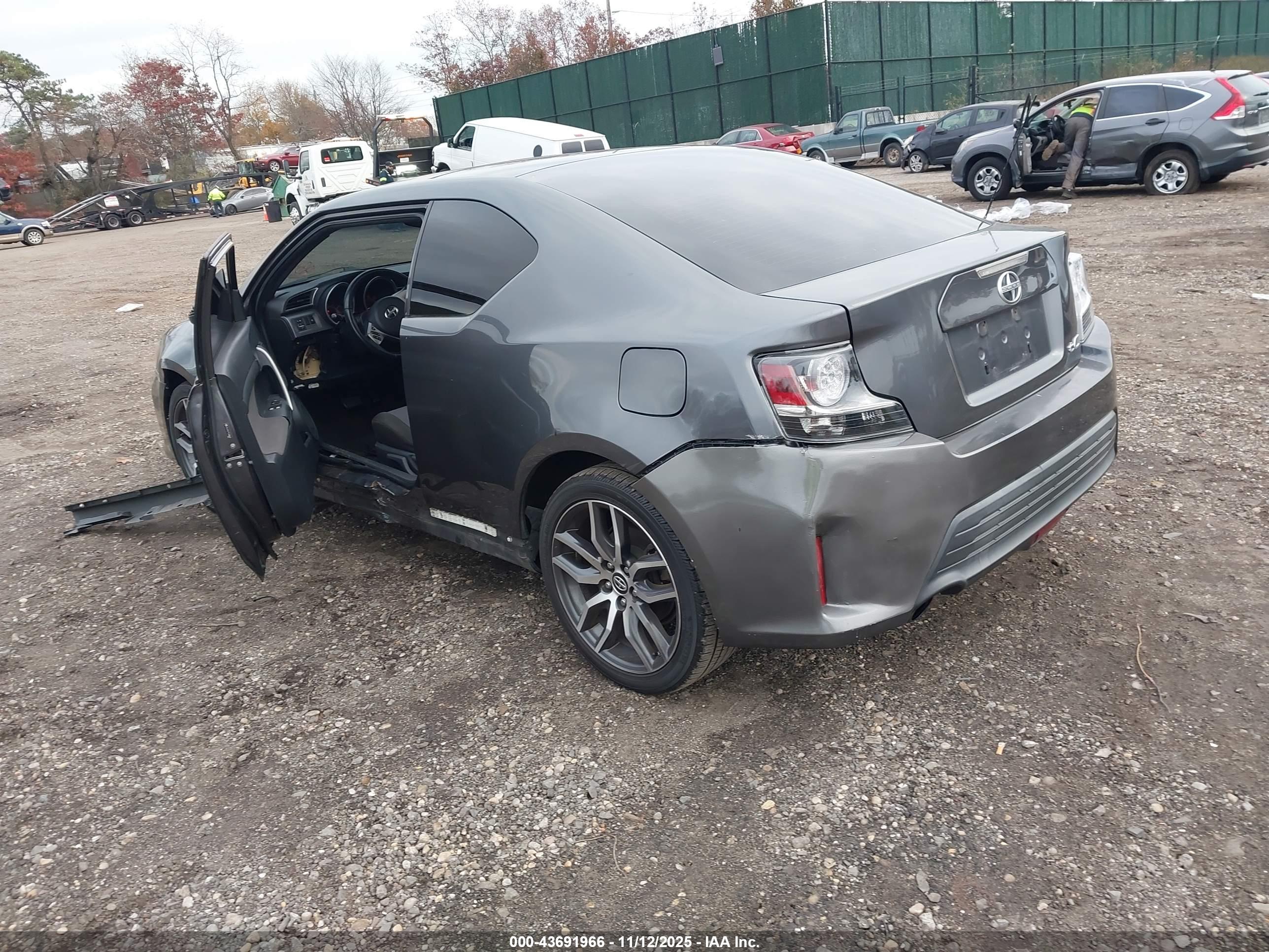 SCION TC image 3
