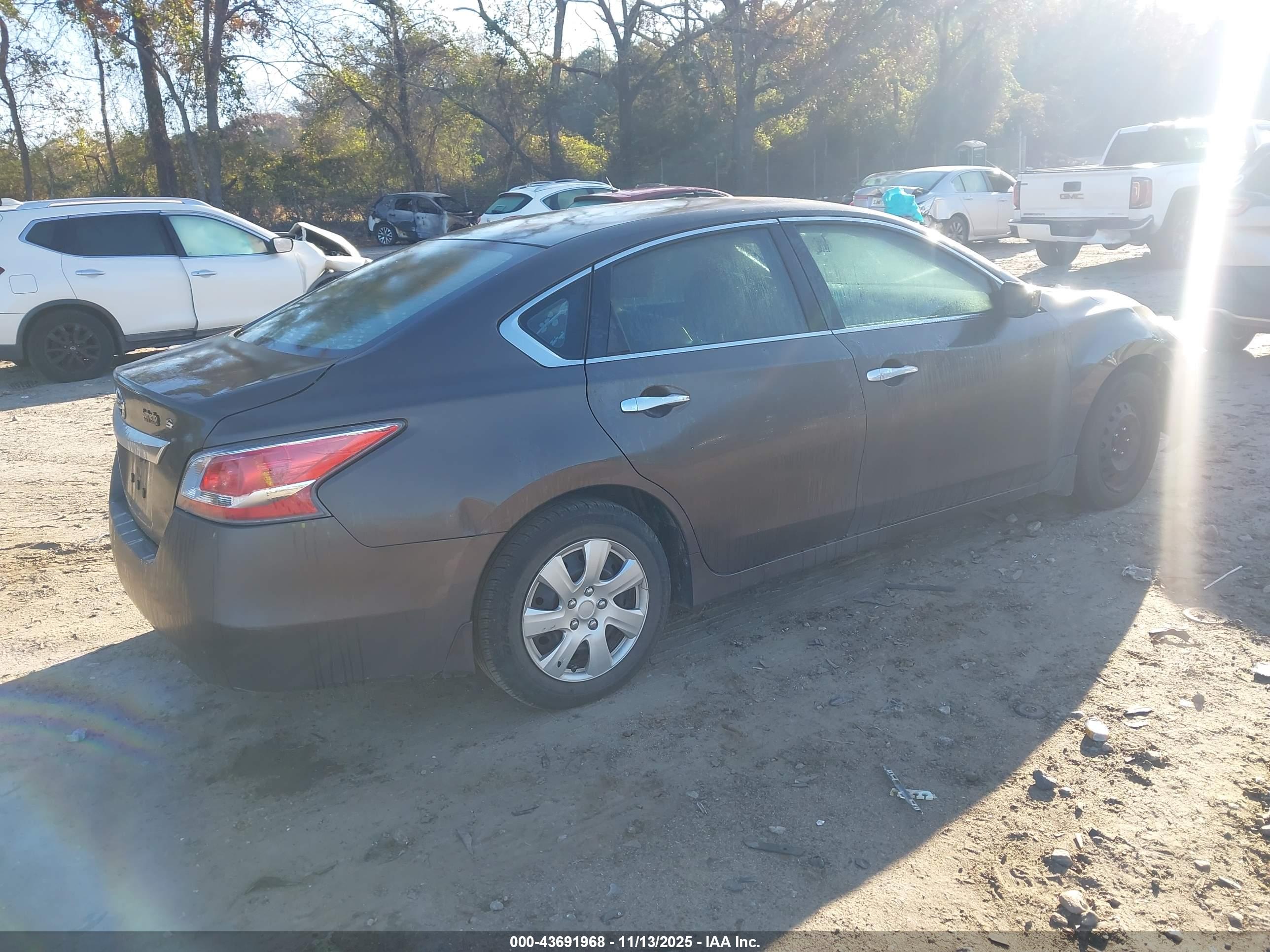 NISSAN ALTIMA image 4