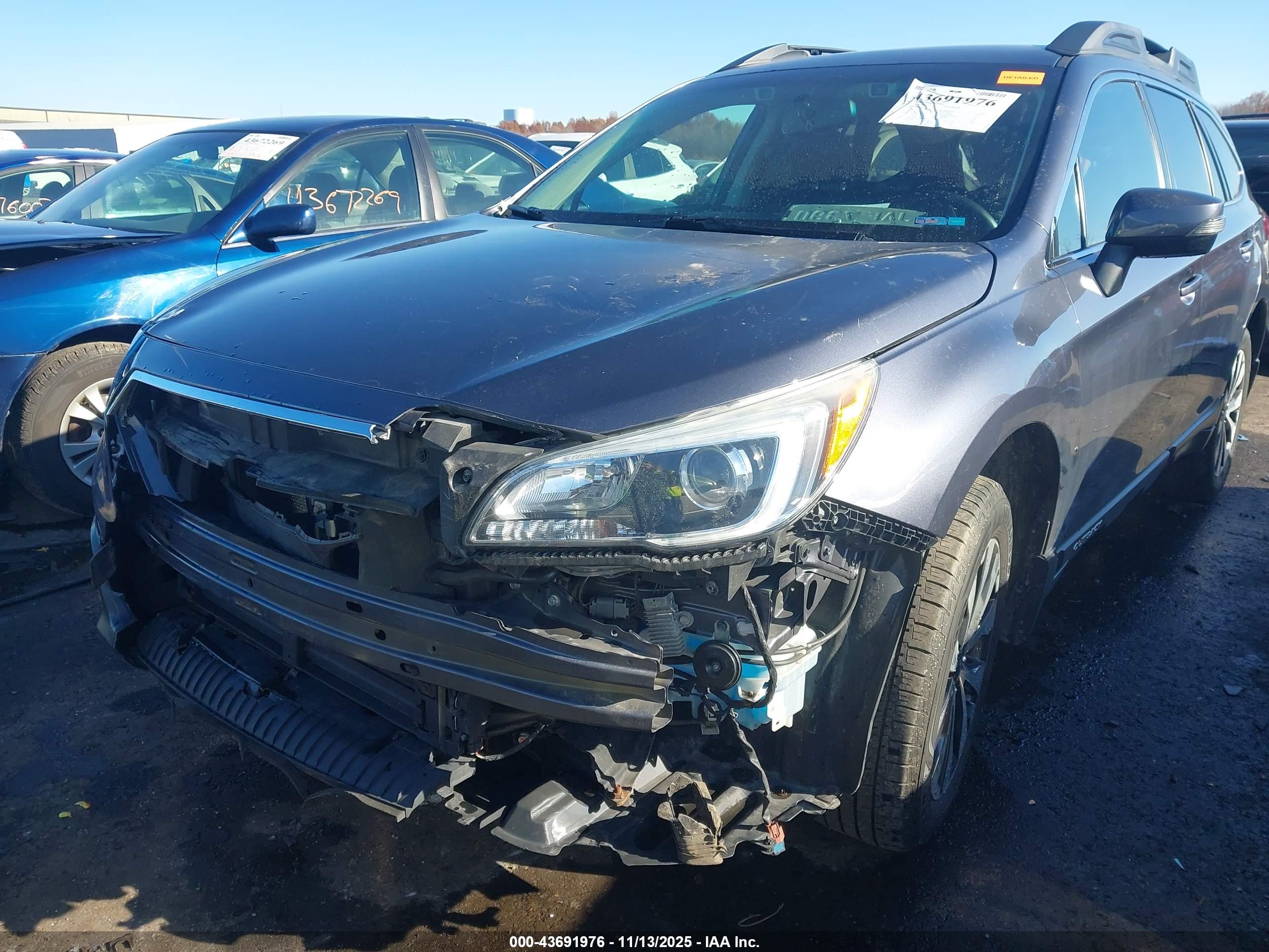 SUBARU OUTBACK image 6