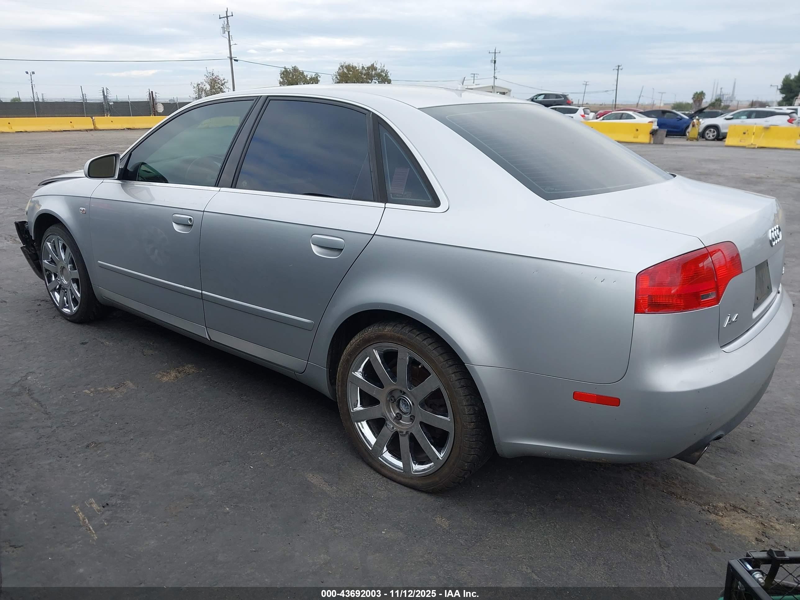 AUDI A4 image 3