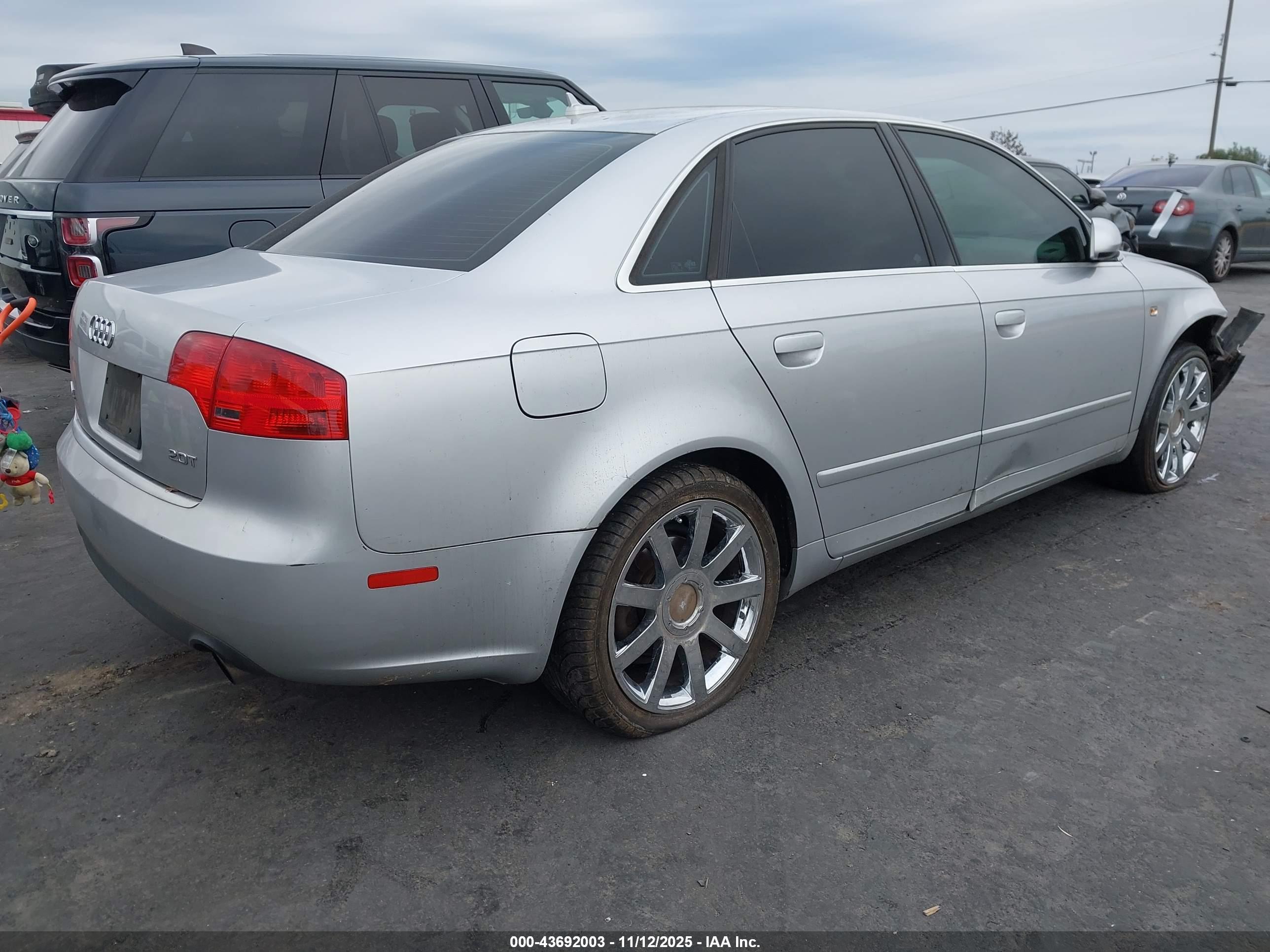 AUDI A4 image 4