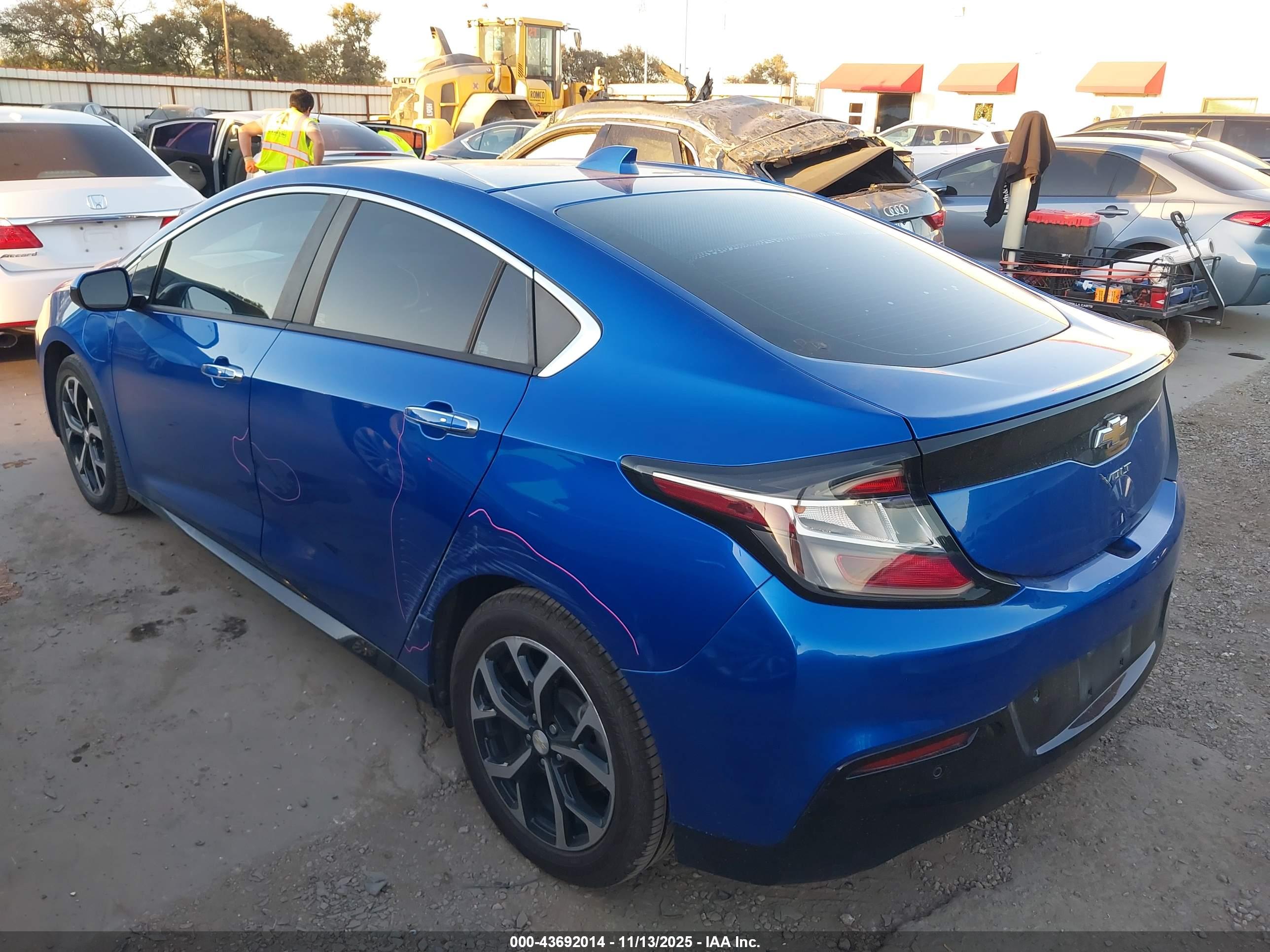 CHEVROLET VOLT image 3