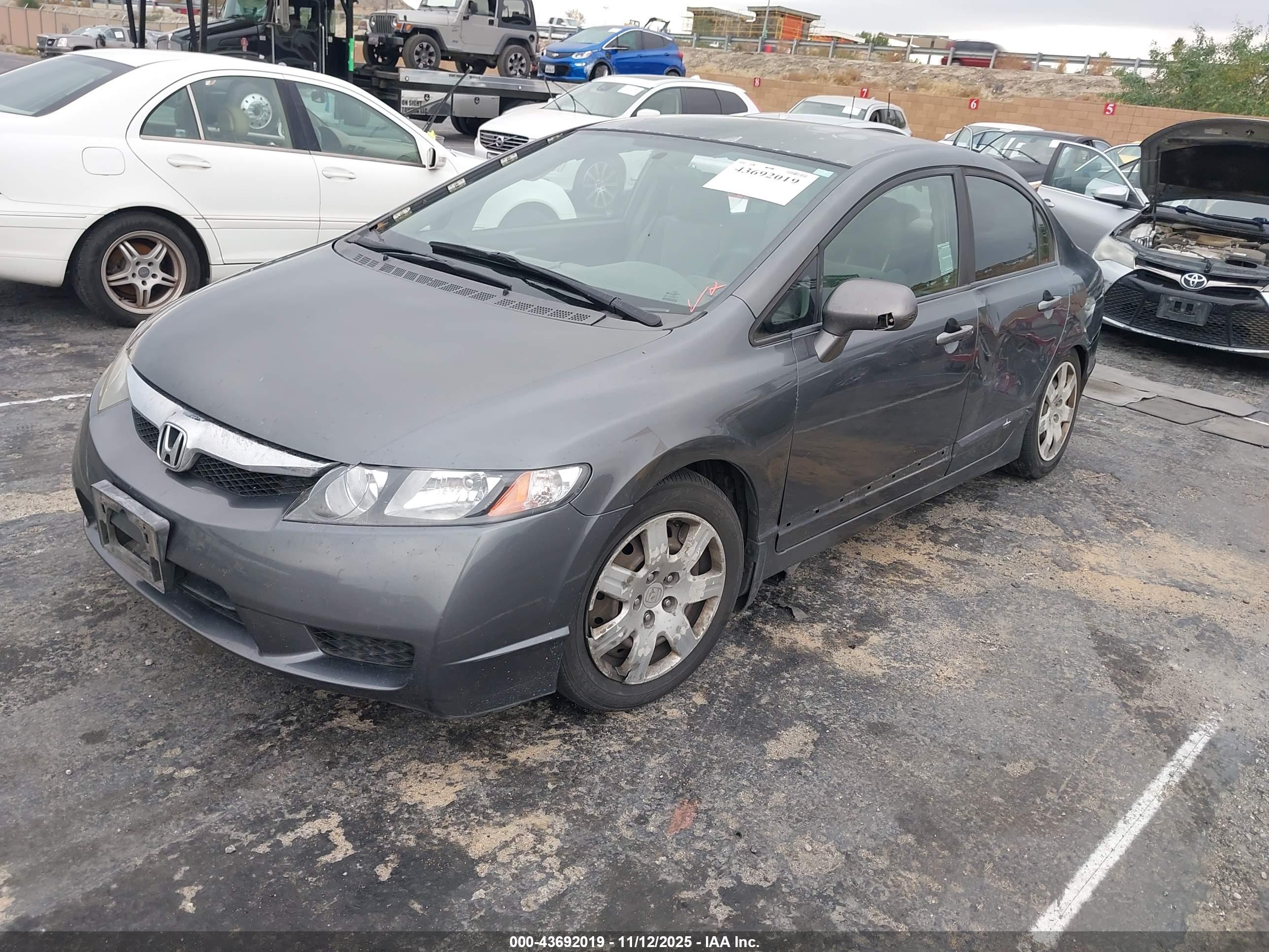 HONDA CIVIC image 2