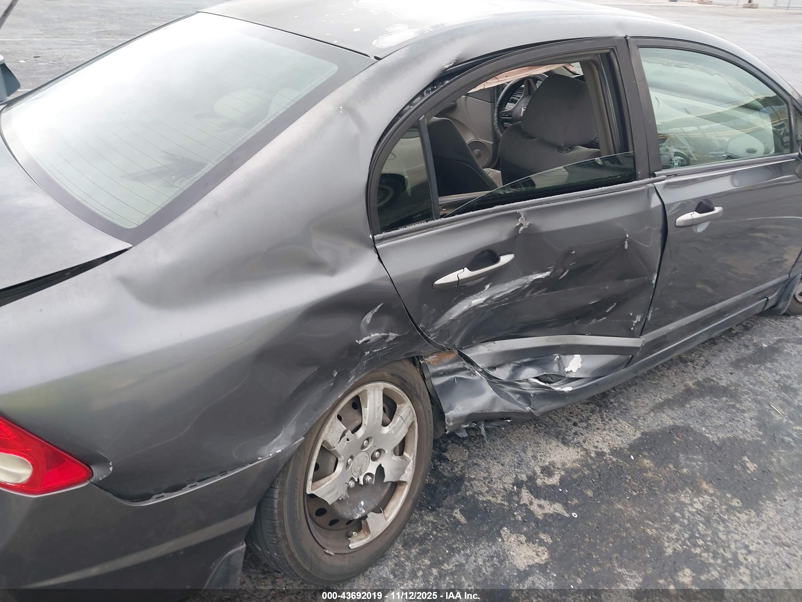 HONDA CIVIC image 6