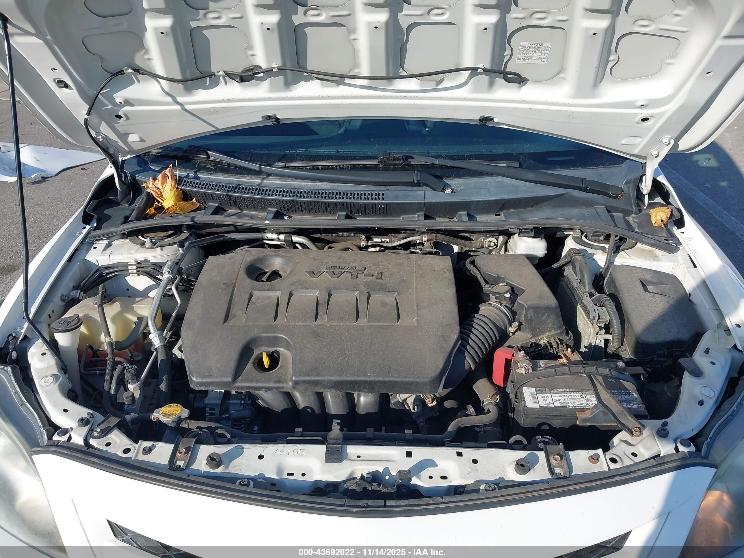 TOYOTA COROLLA image 10